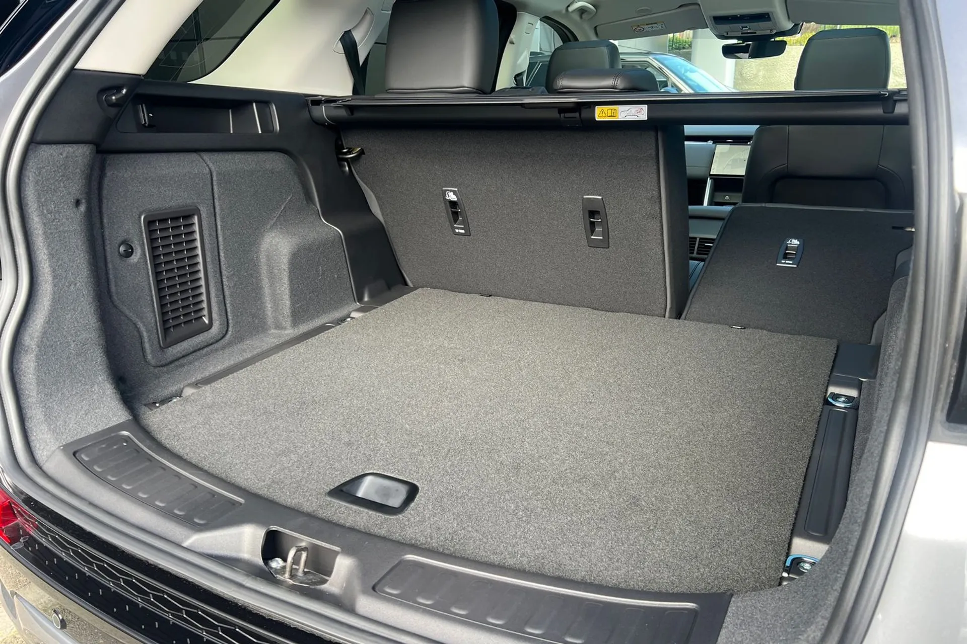LAND ROVER DISCOVERY SPORT thumbnail image number 42