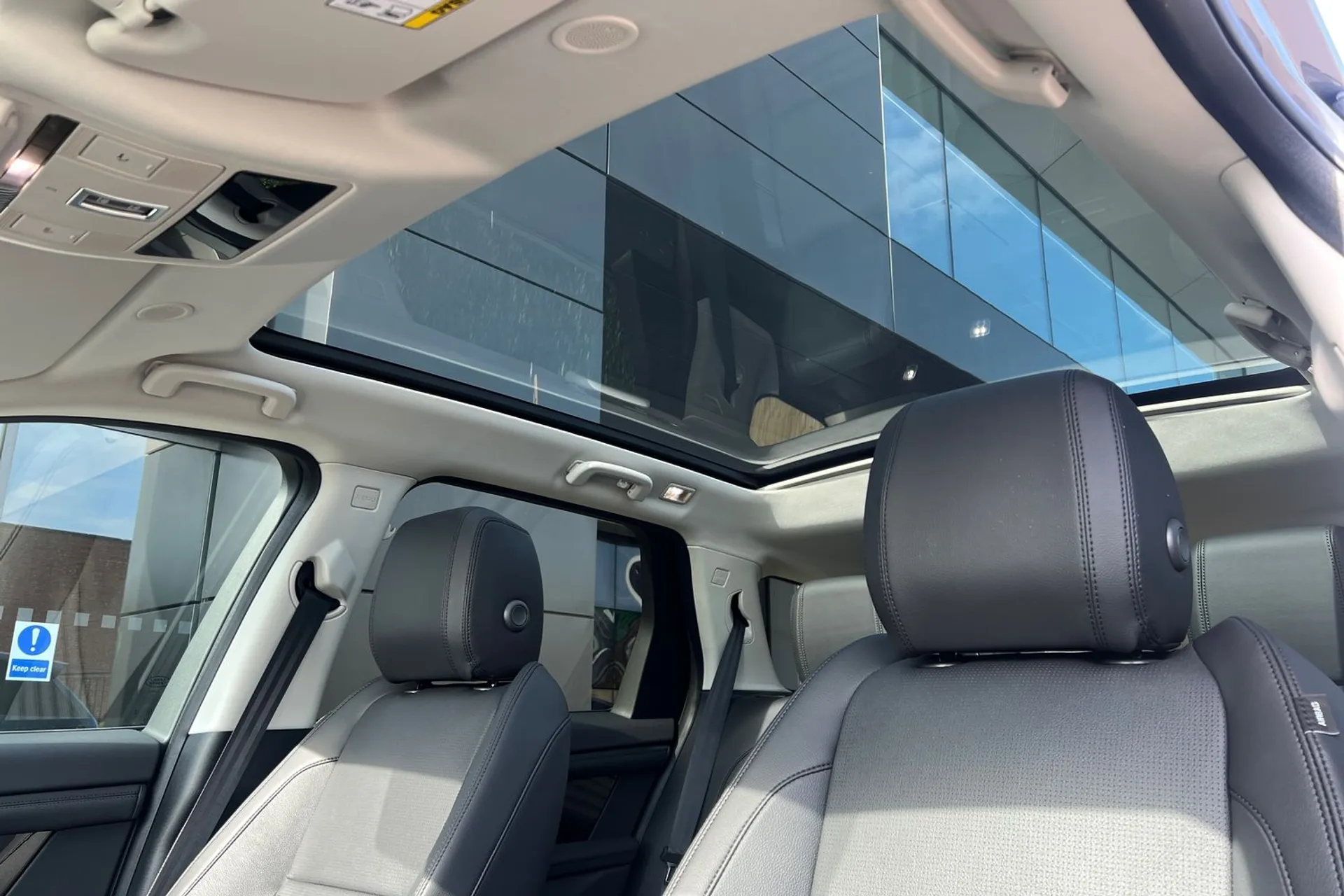 LAND ROVER DISCOVERY SPORT thumbnail image number 33