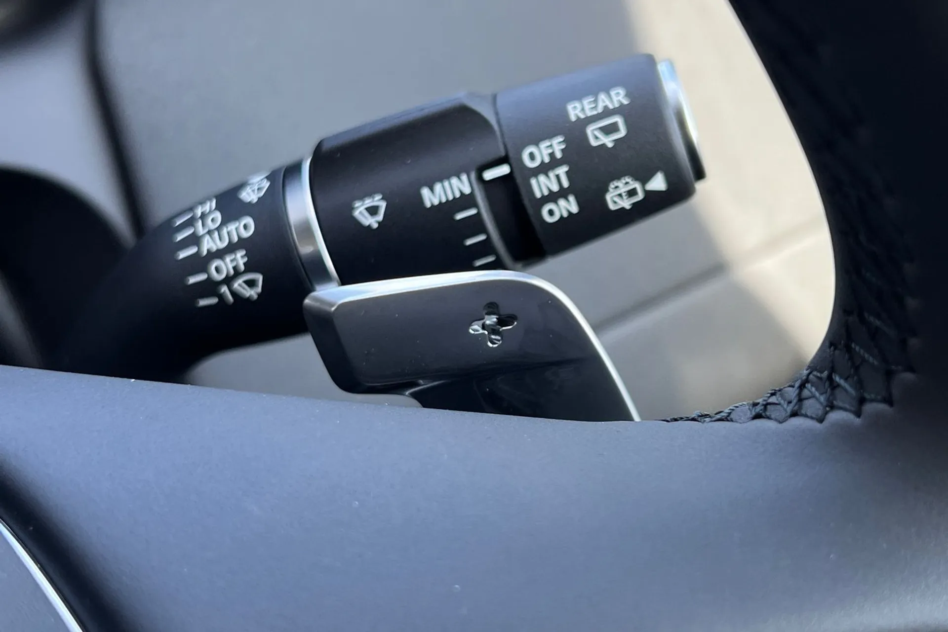 LAND ROVER DISCOVERY SPORT thumbnail image number 25
