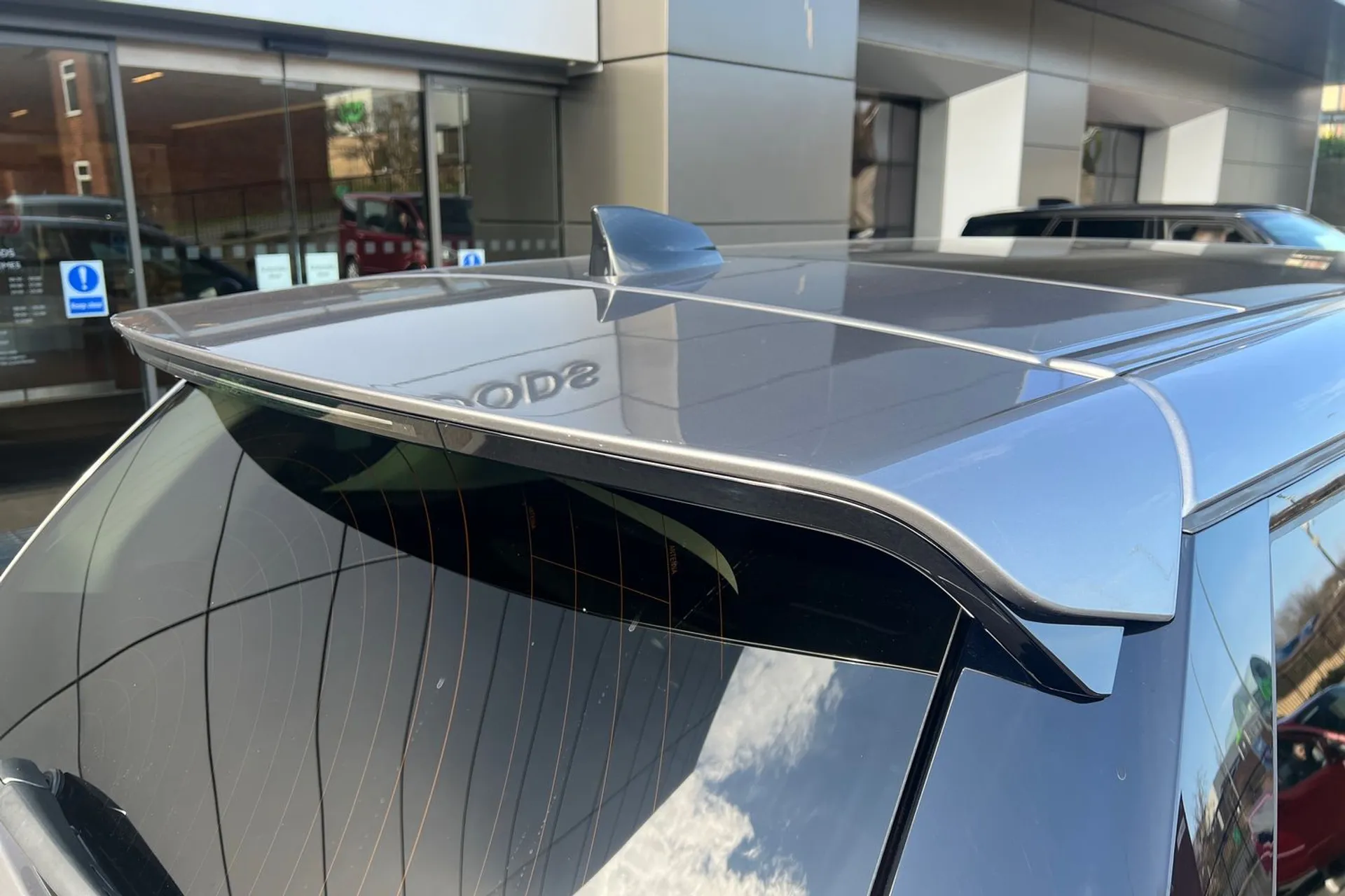 LAND ROVER DISCOVERY SPORT thumbnail image number 38