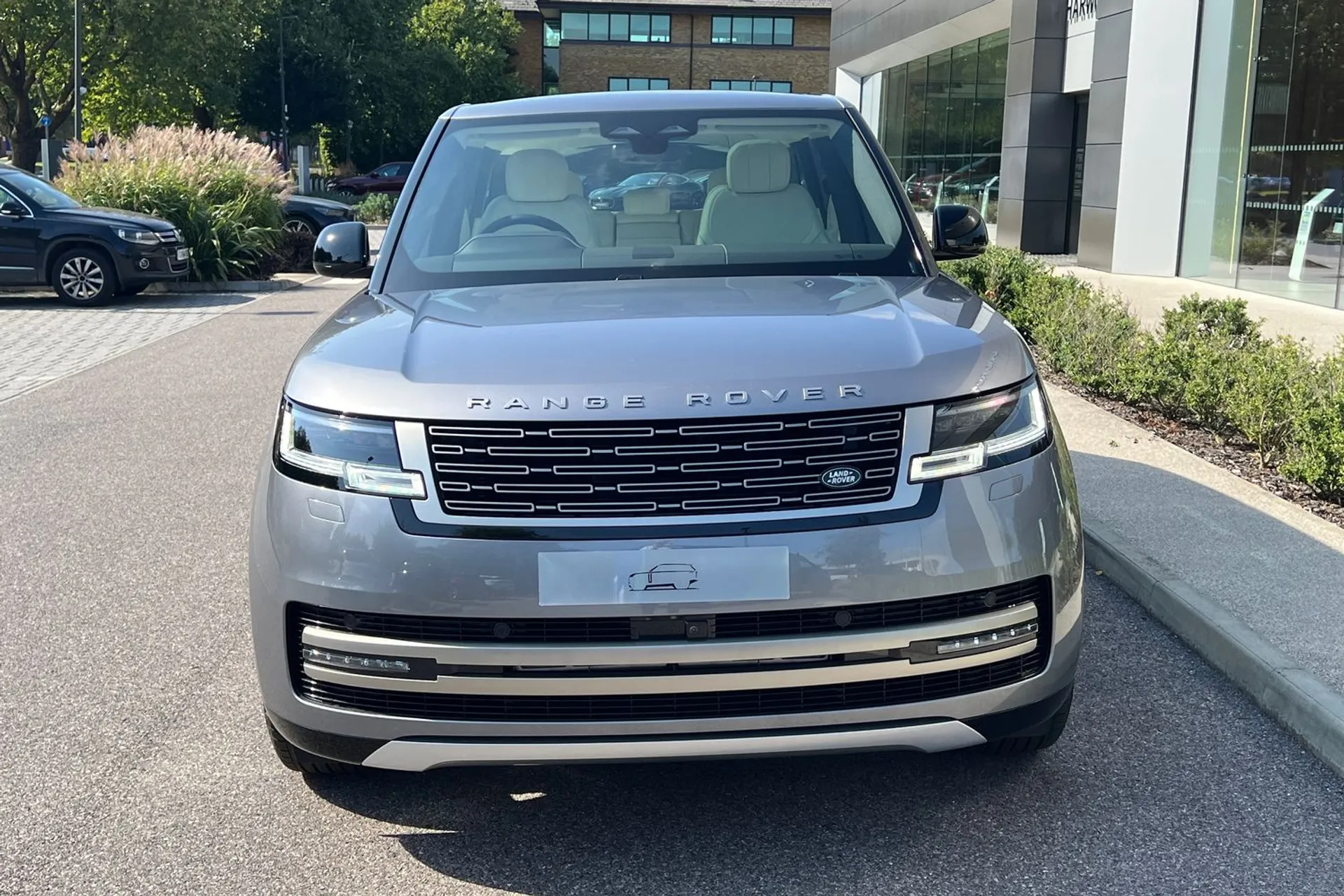 LAND ROVER RANGE ROVER thumbnail image number 13