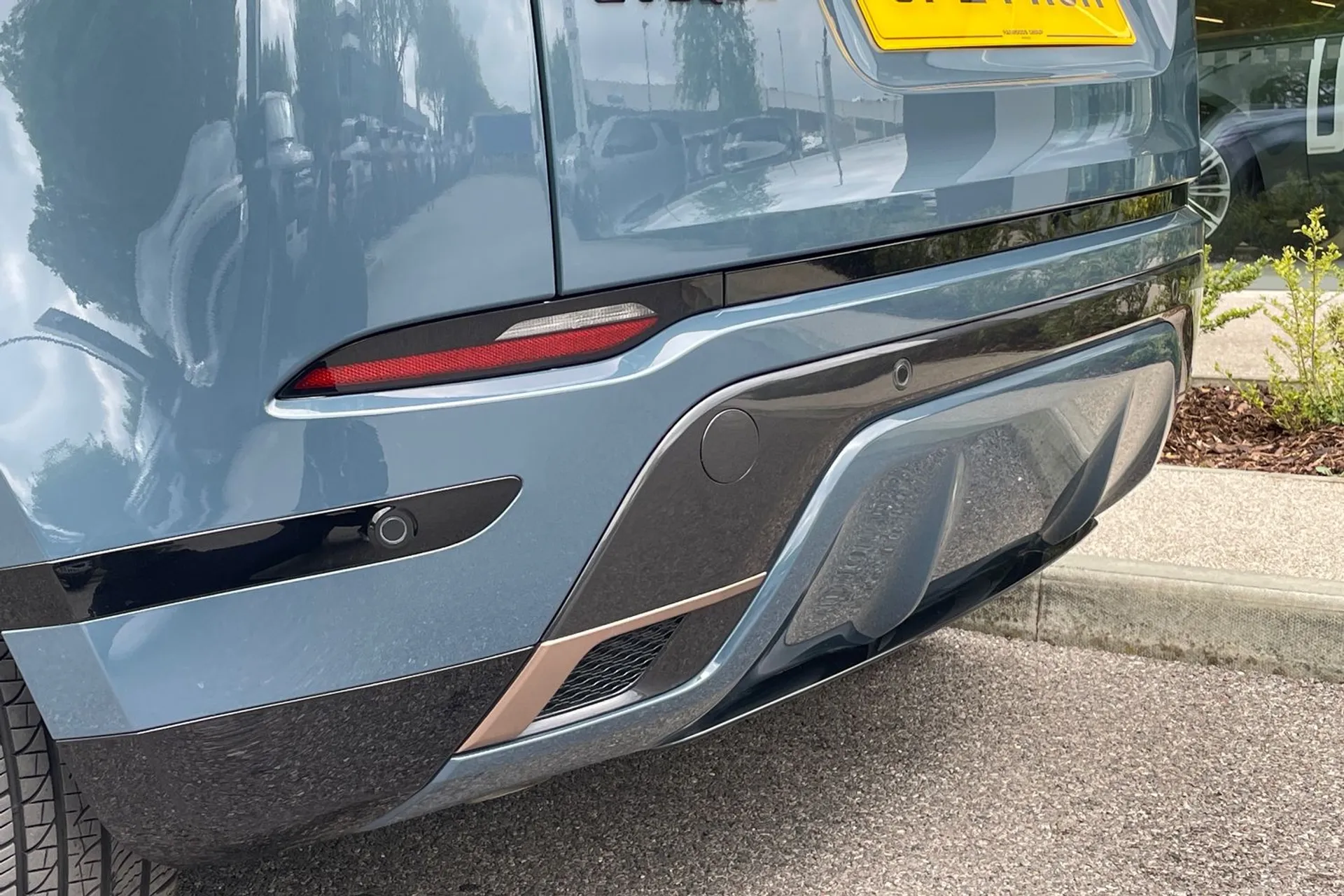 LAND ROVER RANGE ROVER EVOQUE thumbnail image number 32