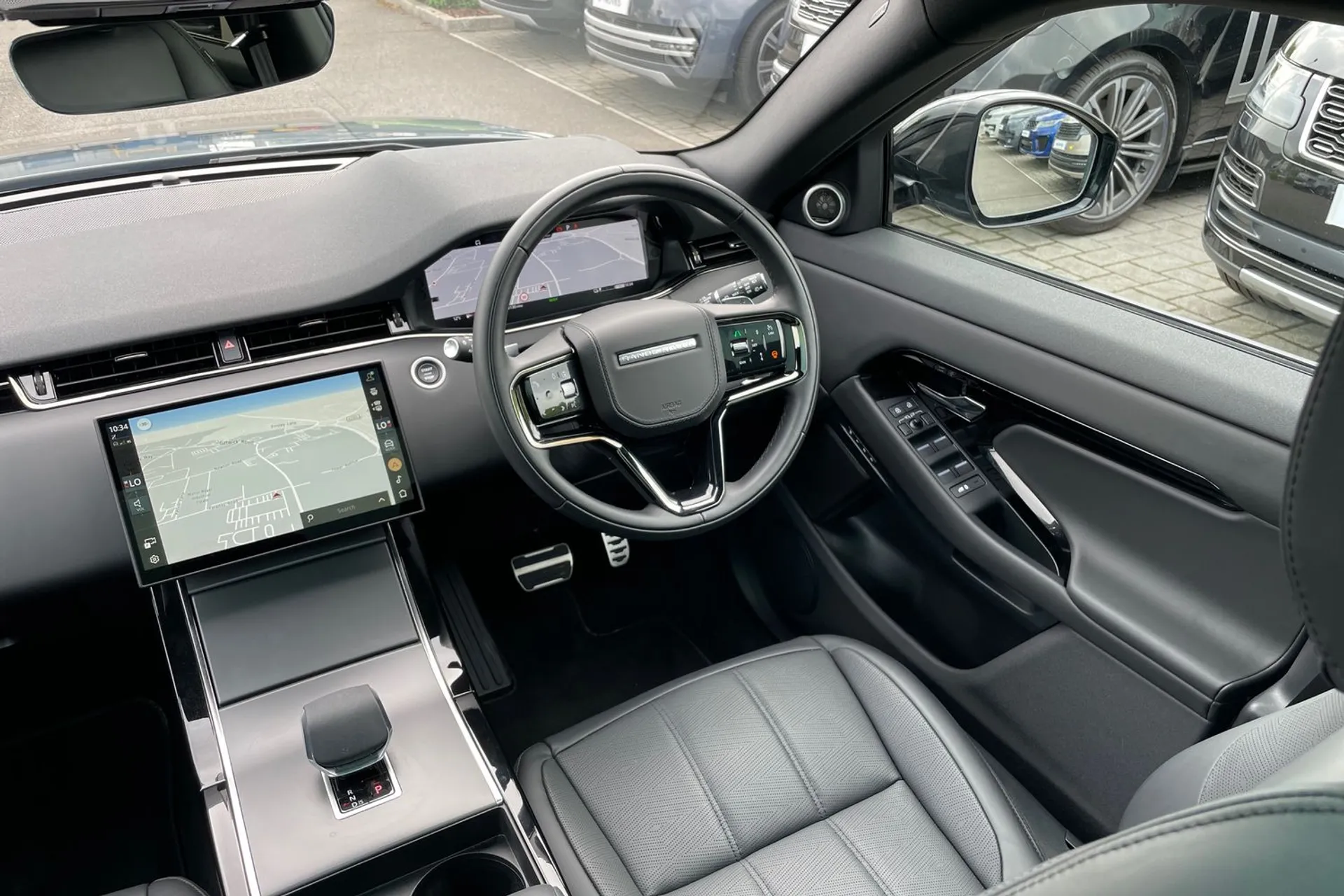 LAND ROVER RANGE ROVER EVOQUE thumbnail image number 27