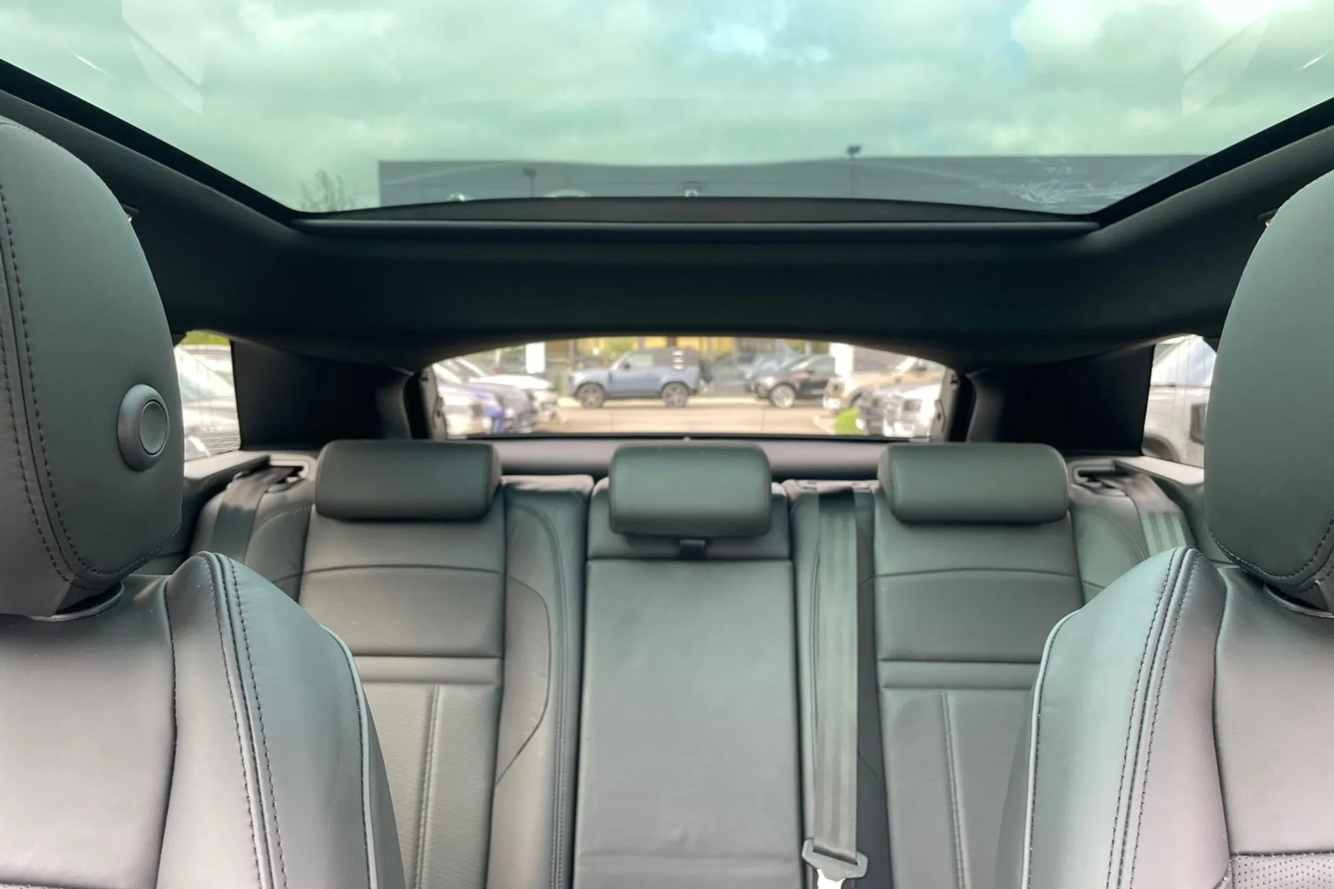 LAND ROVER RANGE ROVER EVOQUE thumbnail image number 28