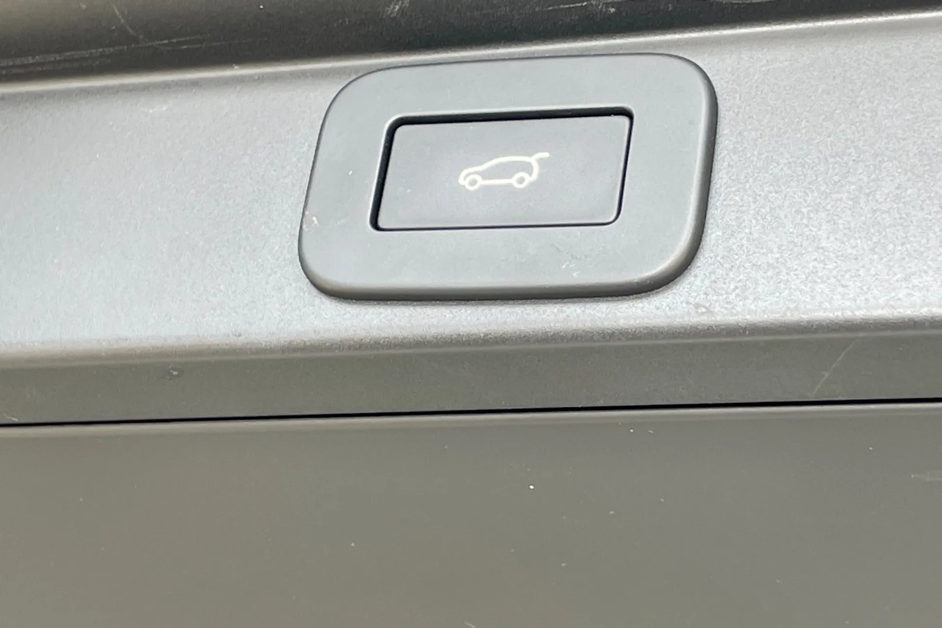 LAND ROVER RANGE ROVER thumbnail image number 32