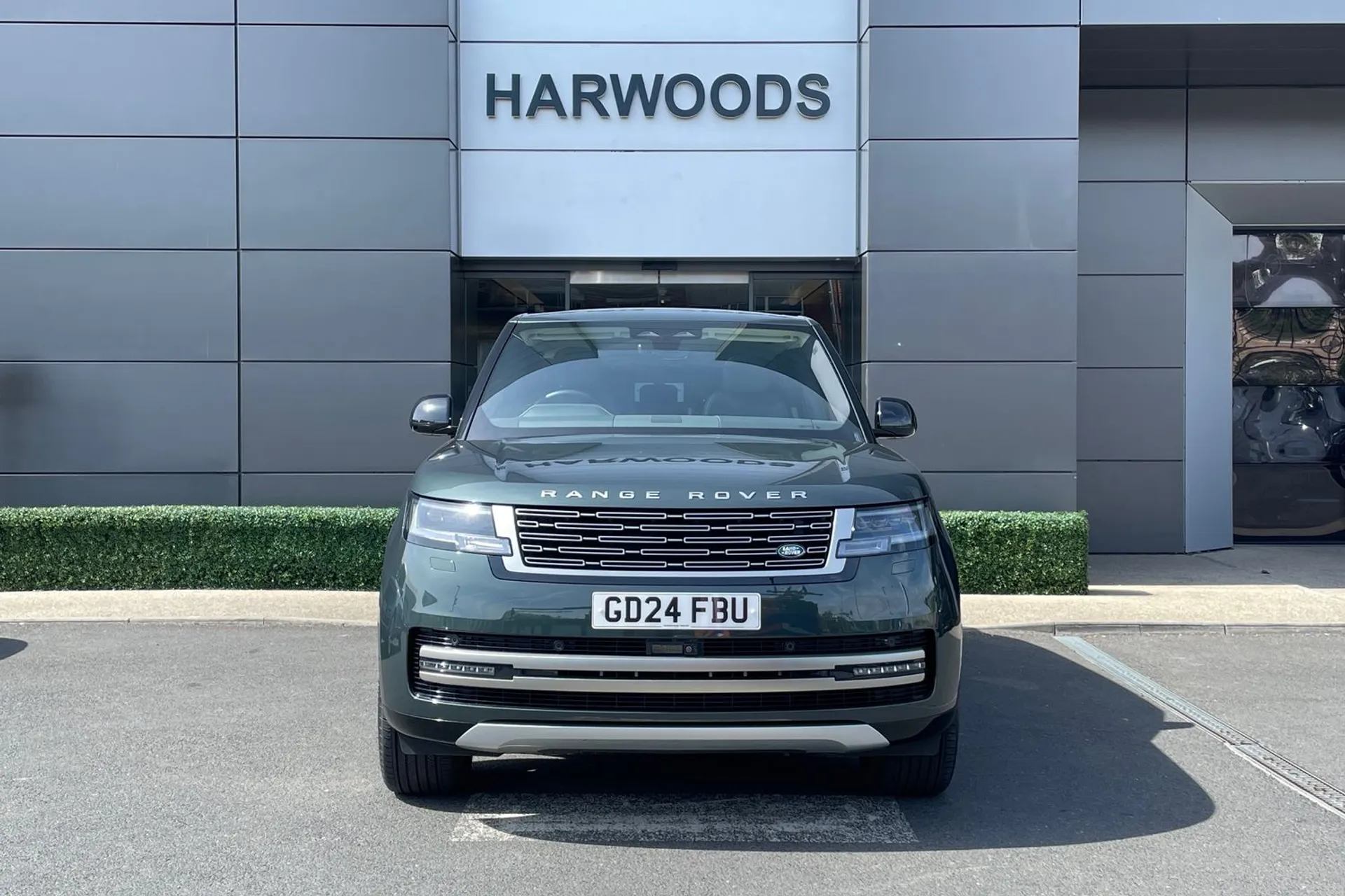 LAND ROVER RANGE ROVER thumbnail image number 17