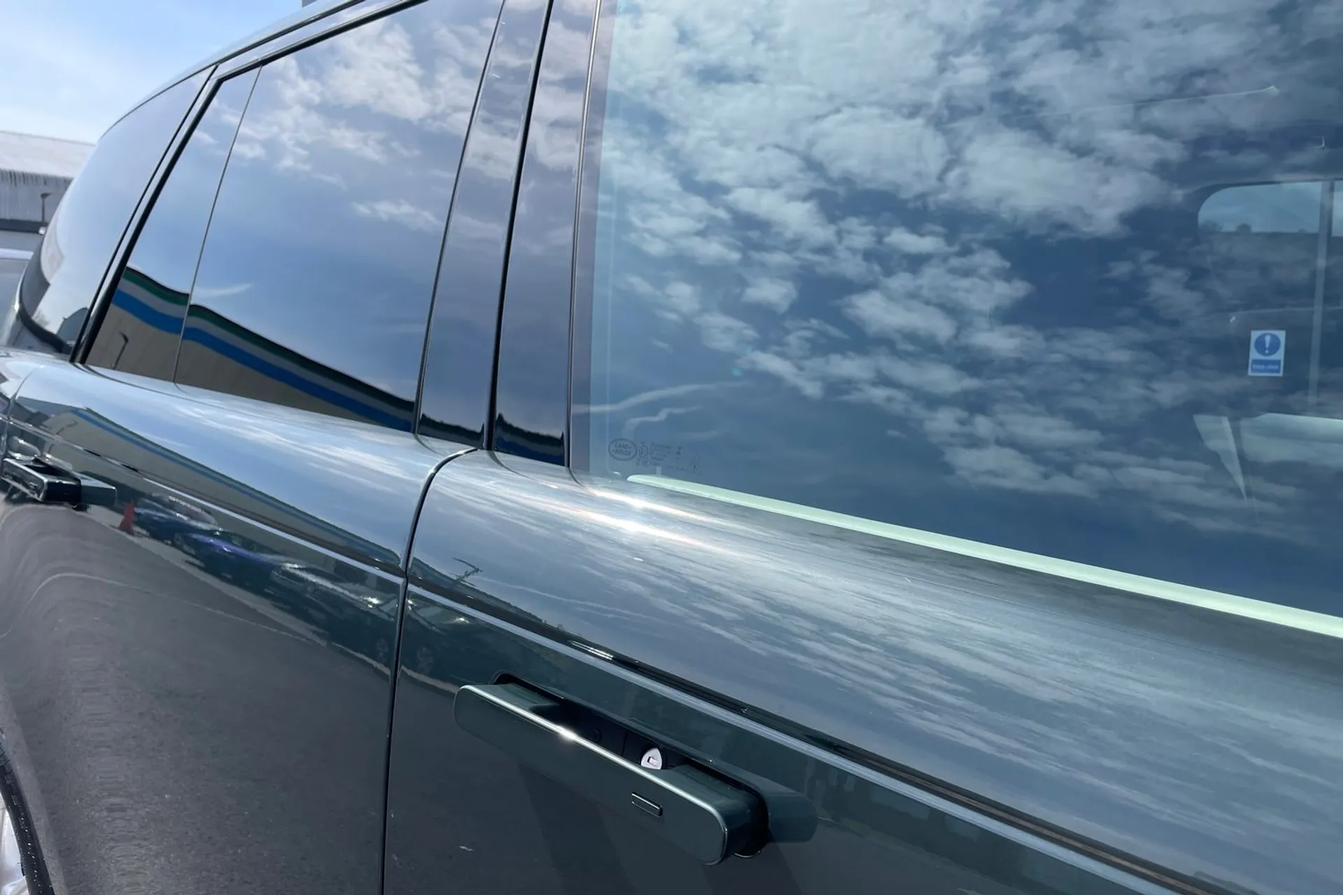 LAND ROVER RANGE ROVER thumbnail image number 21