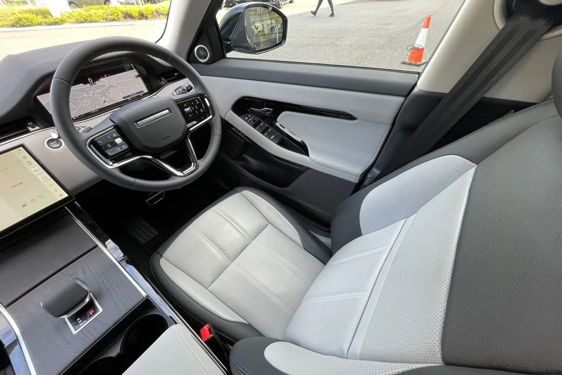 LAND ROVER RANGE ROVER EVOQUE thumbnail image number 14