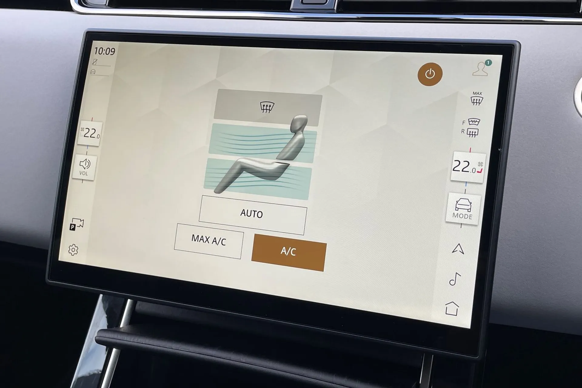 LAND ROVER RANGE ROVER EVOQUE thumbnail image number 18