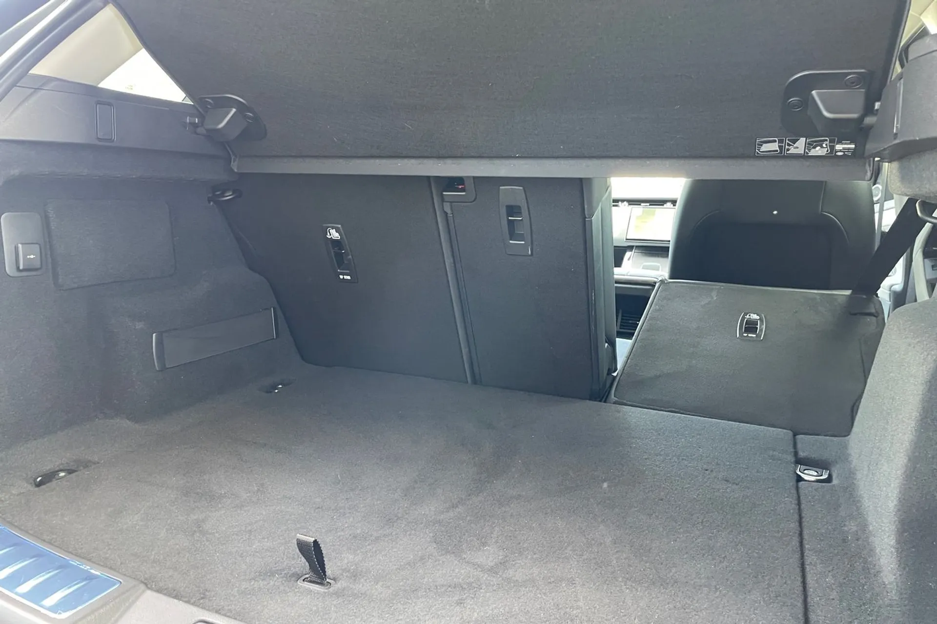 LAND ROVER RANGE ROVER EVOQUE thumbnail image number 44