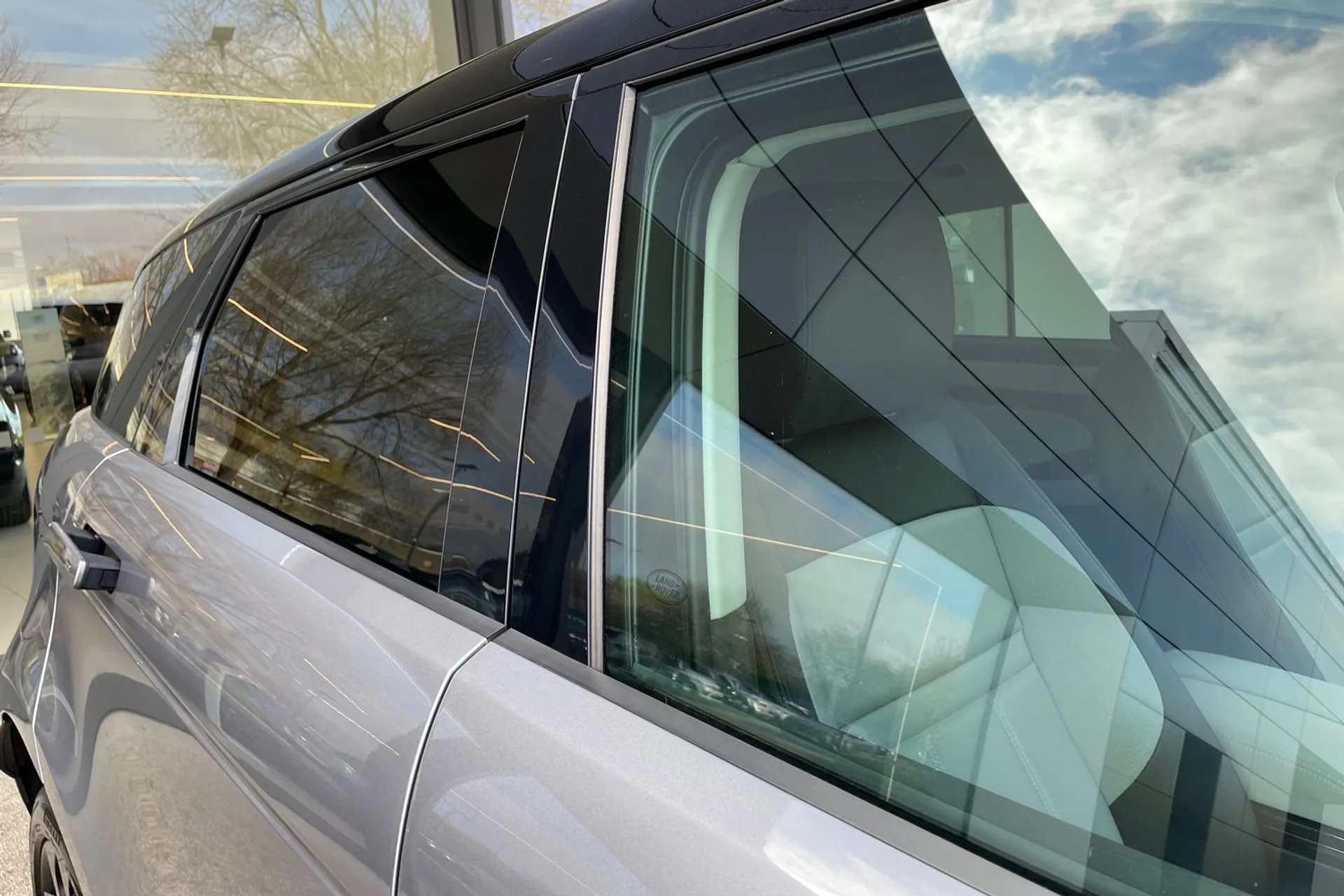 LAND ROVER RANGE ROVER EVOQUE thumbnail image number 24