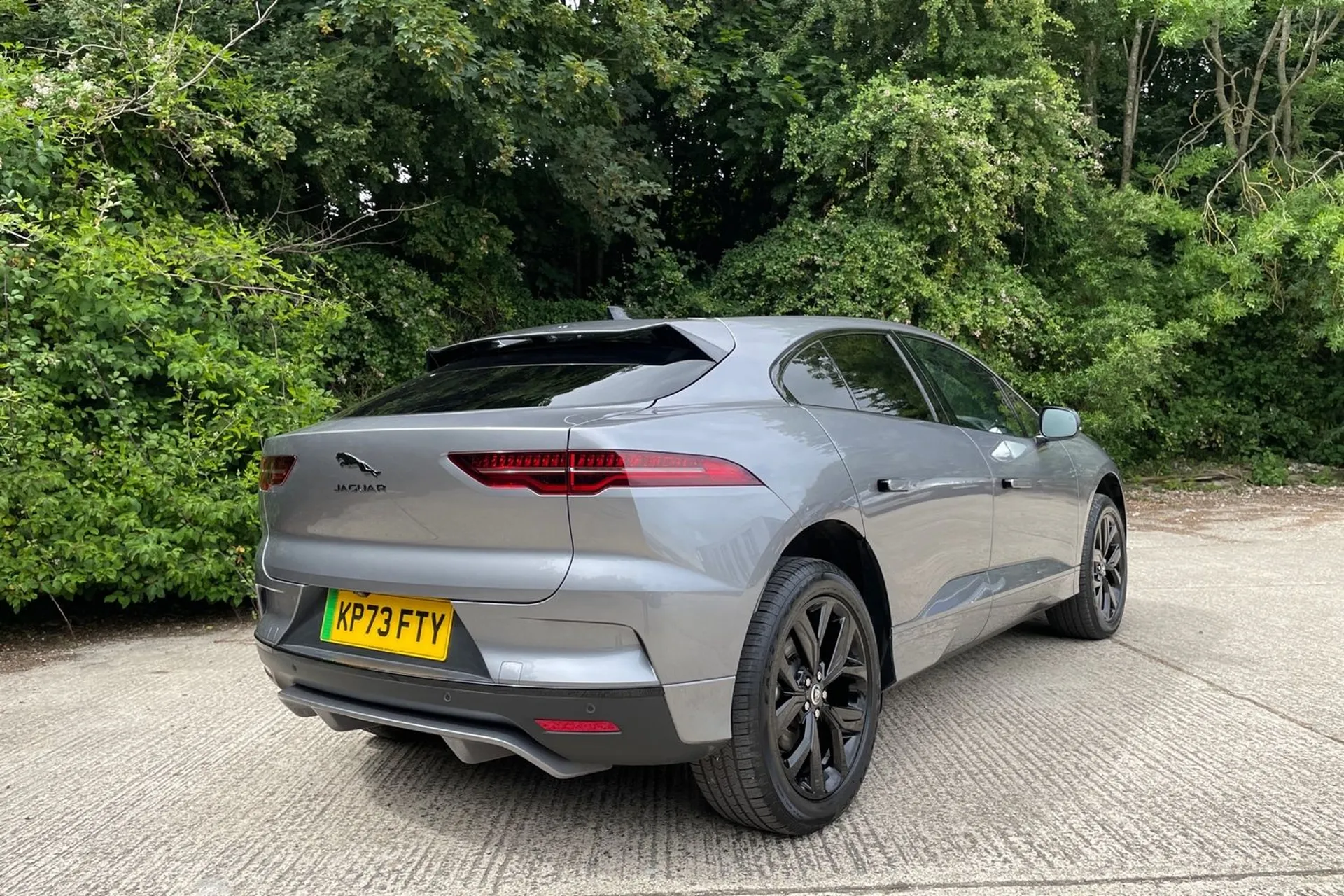 Jaguar I-PACE thumbnail image number 7