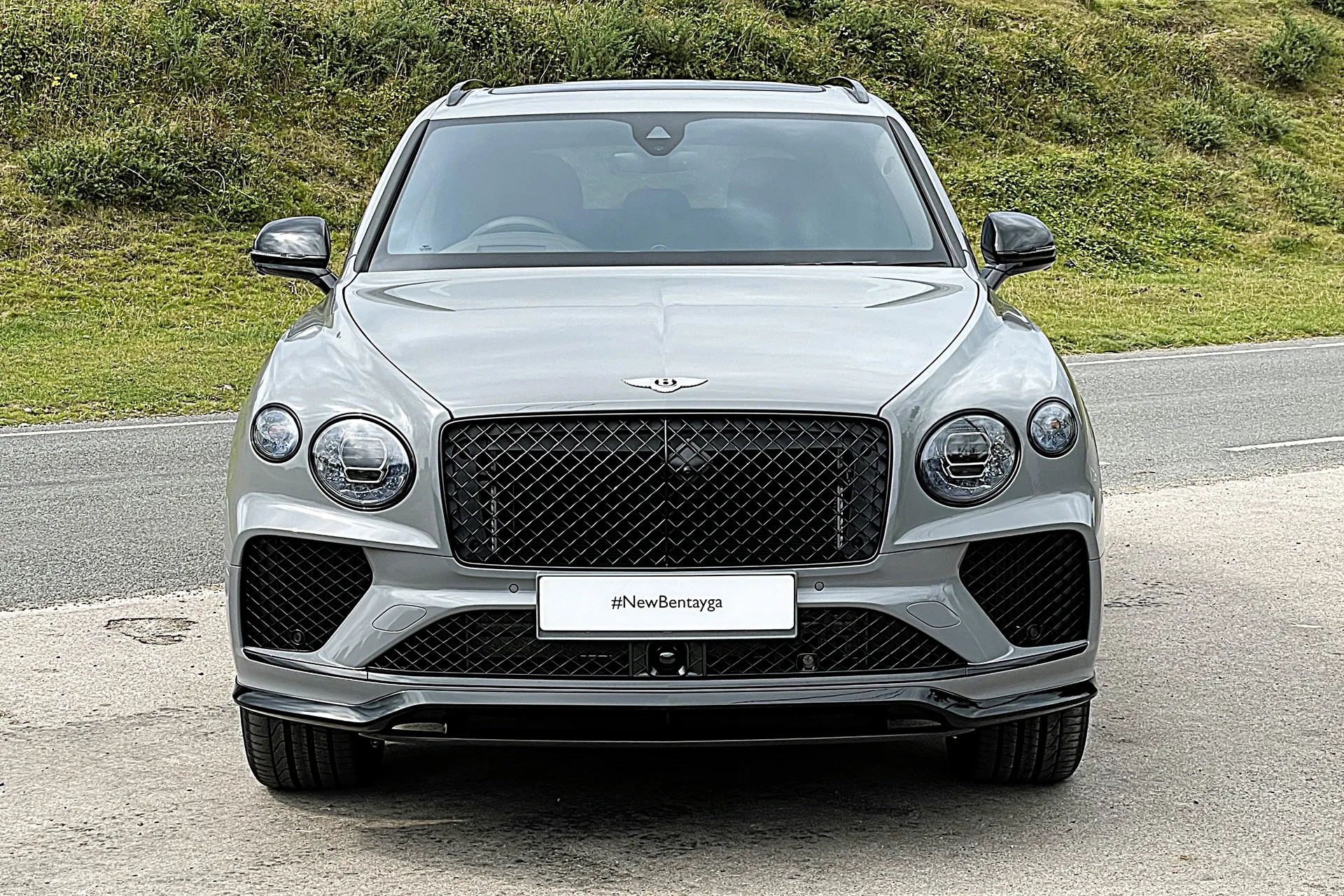 Bentley BENTAYGA thumbnail image number 57