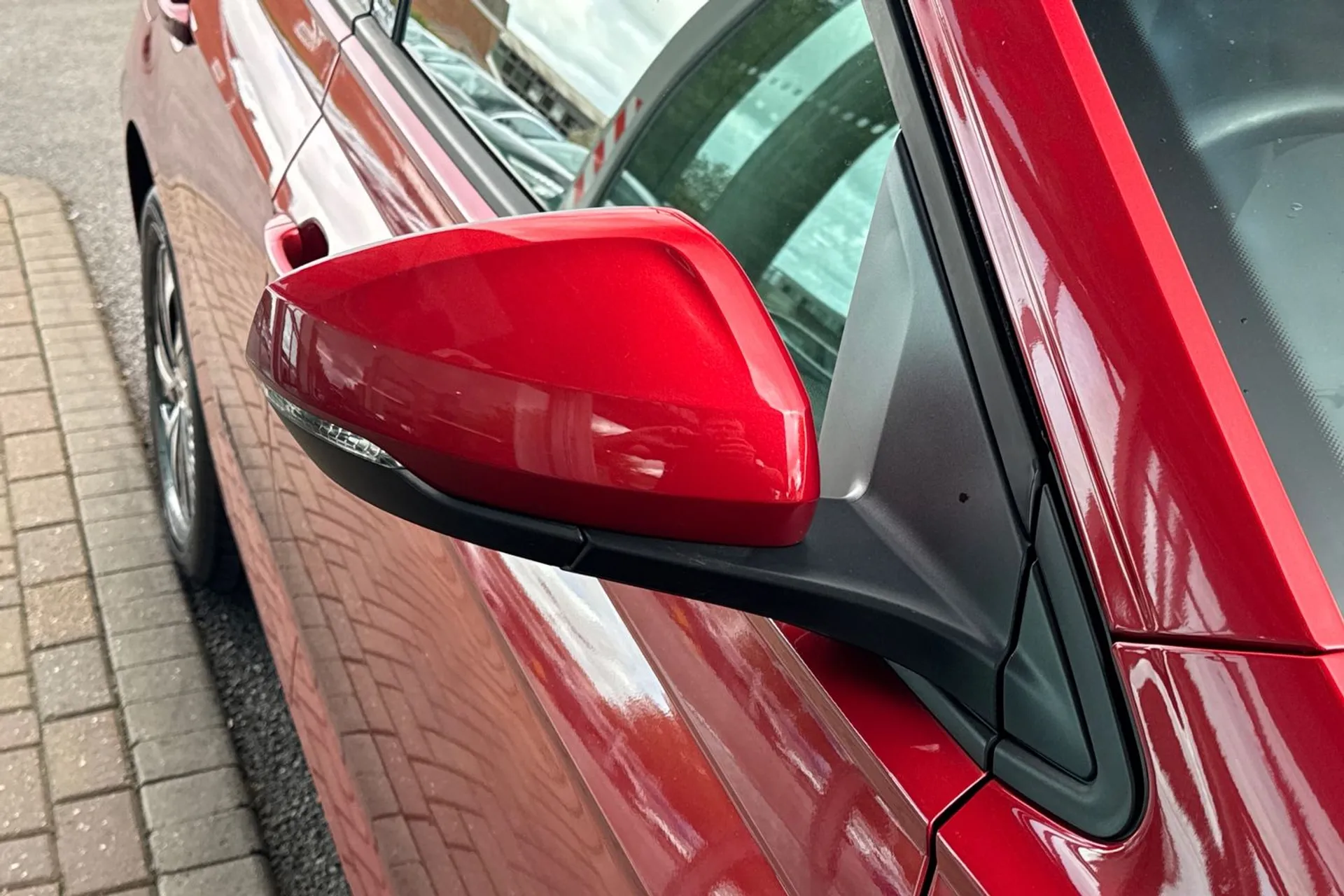 VOLKSWAGEN POLO thumbnail image number 52
