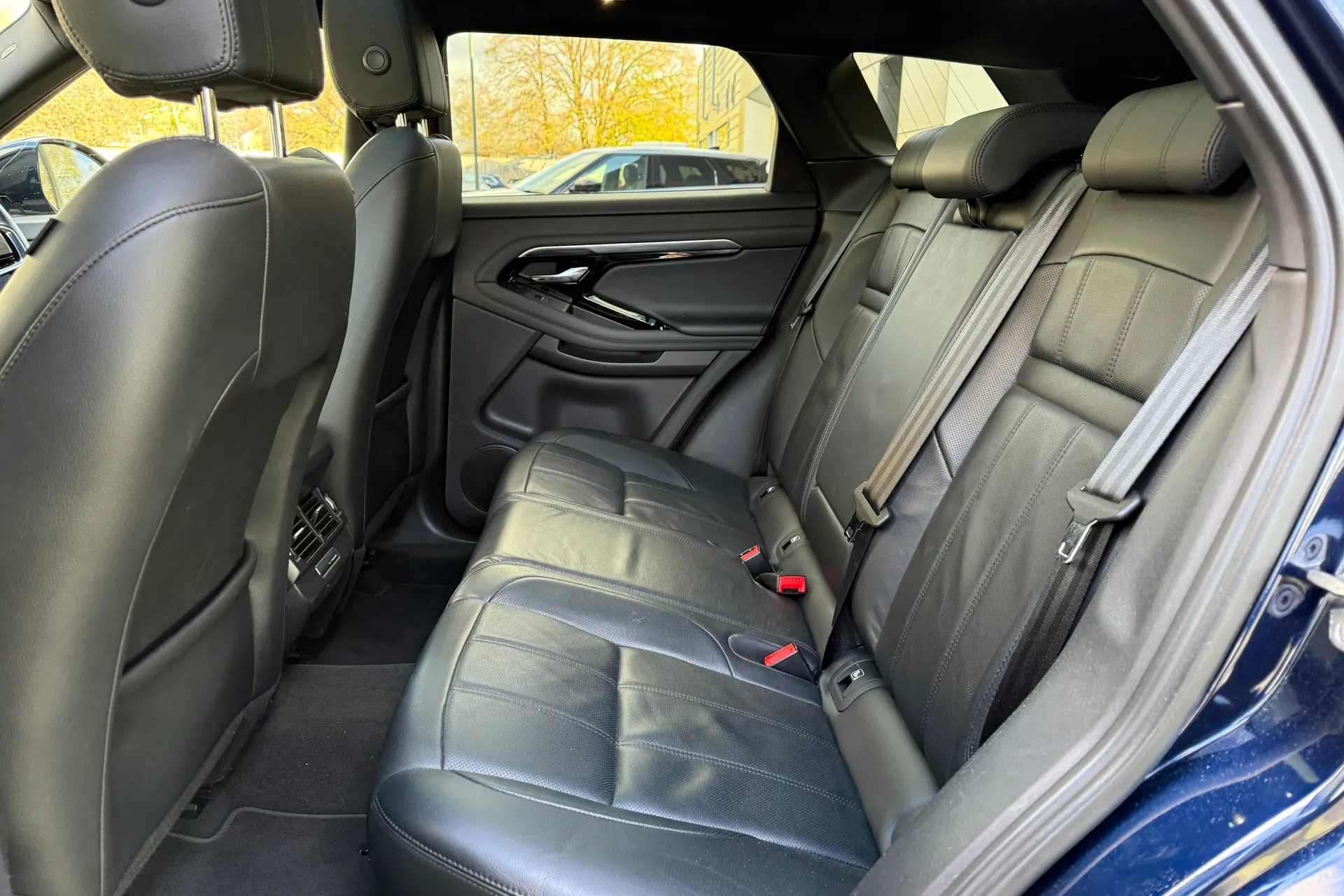 LAND ROVER RANGE ROVER EVOQUE thumbnail image number 45