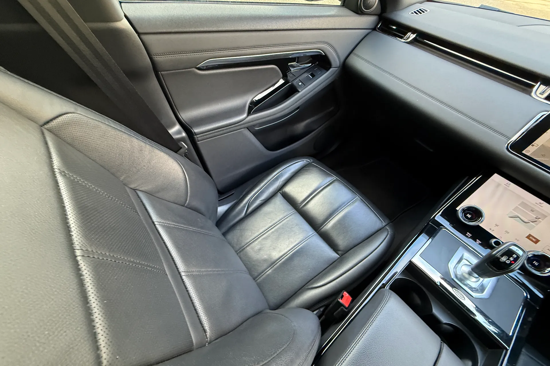 LAND ROVER RANGE ROVER EVOQUE thumbnail image number 12