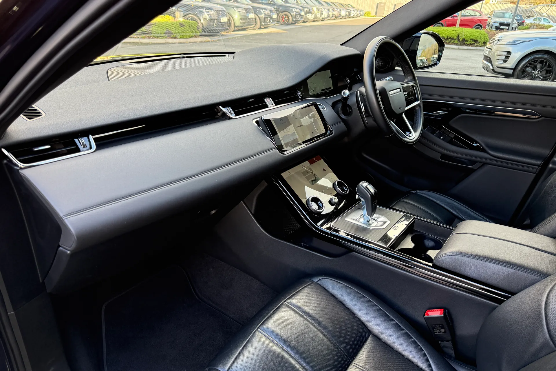 LAND ROVER RANGE ROVER EVOQUE thumbnail image number 44