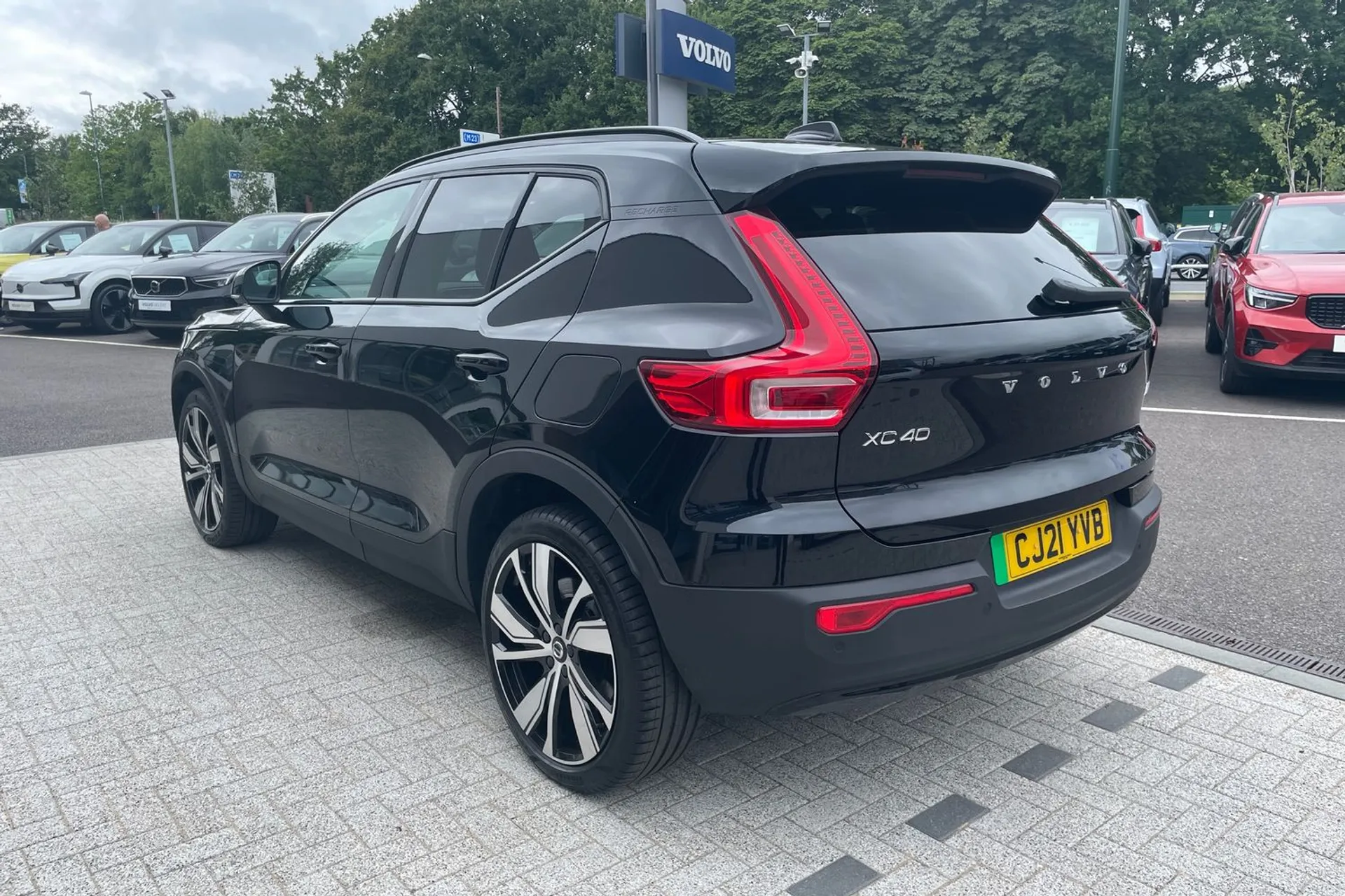 Volvo XC40 thumbnail image number 9