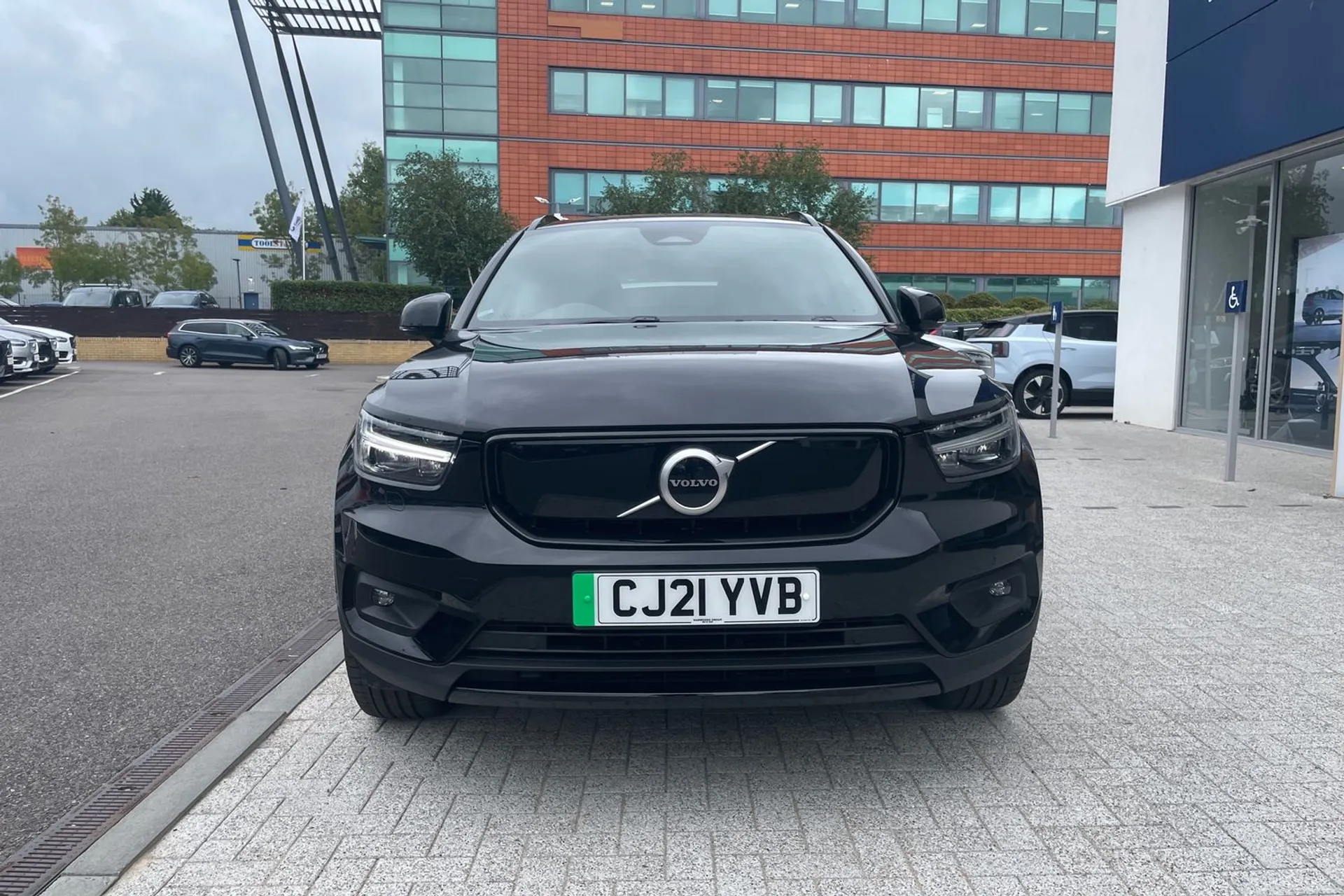 Volvo XC40 thumbnail image number 12