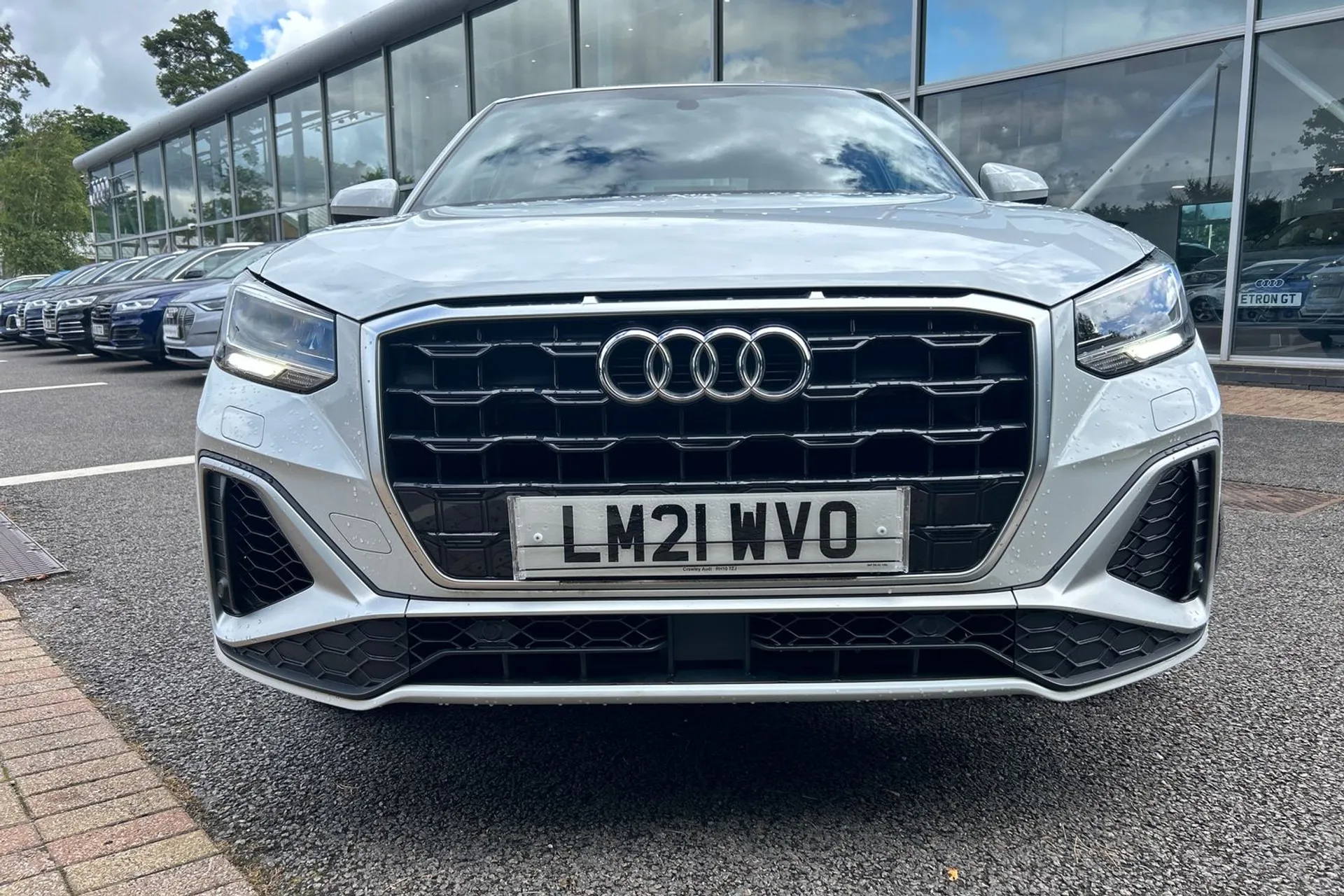 Audi Q2 thumbnail image number 11