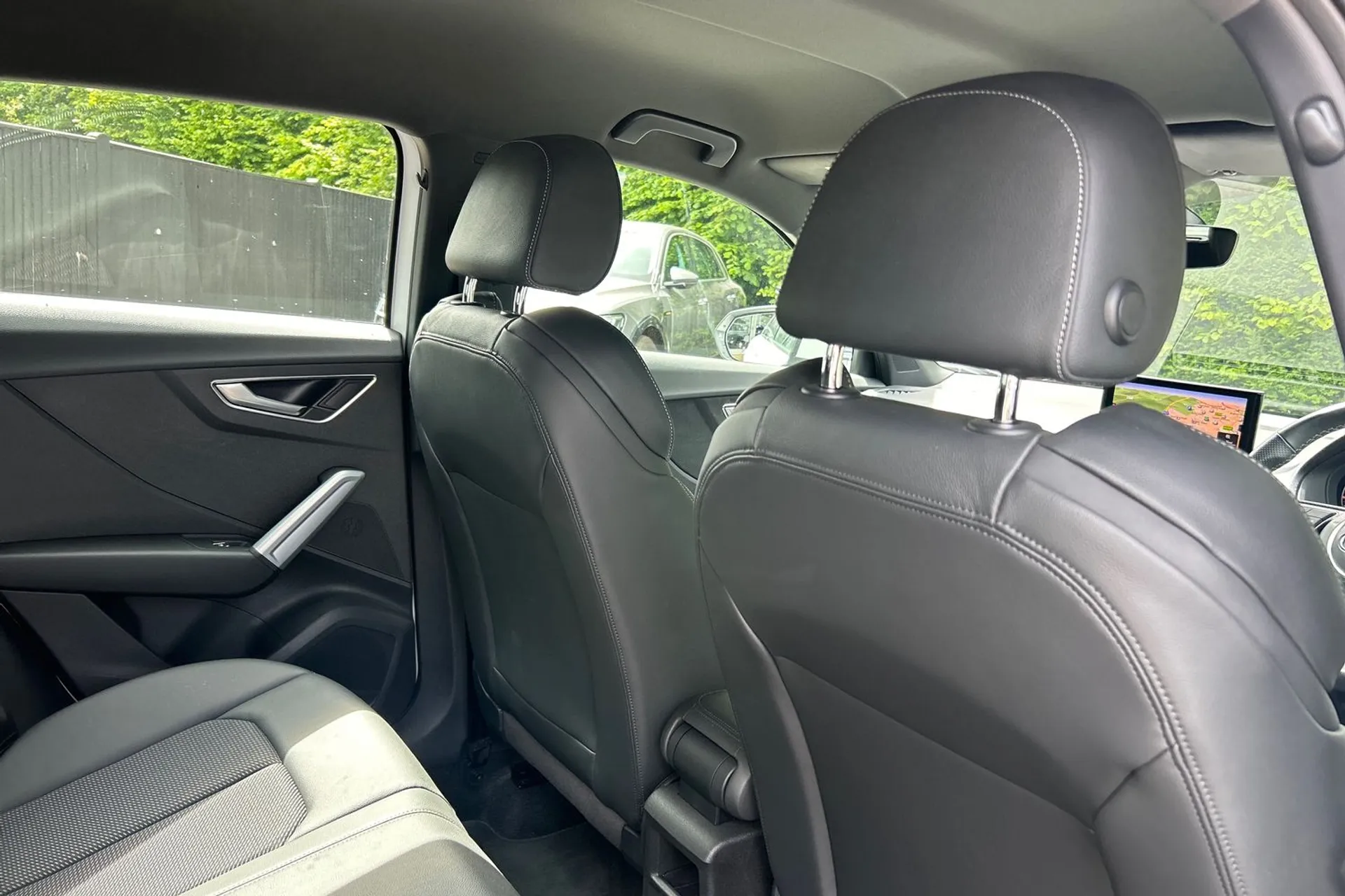 Audi Q2 thumbnail image number 22
