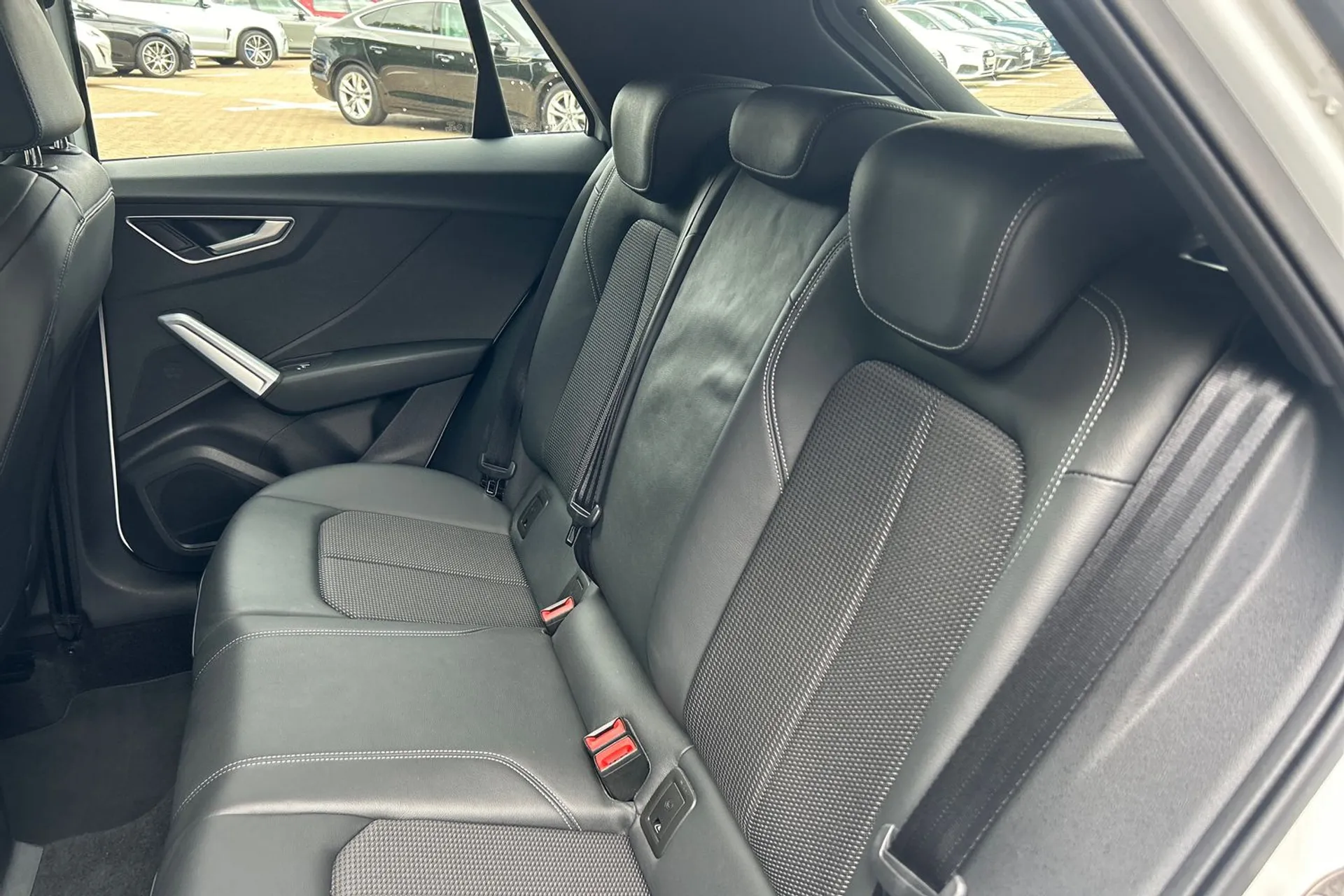 Audi Q2 thumbnail image number 29
