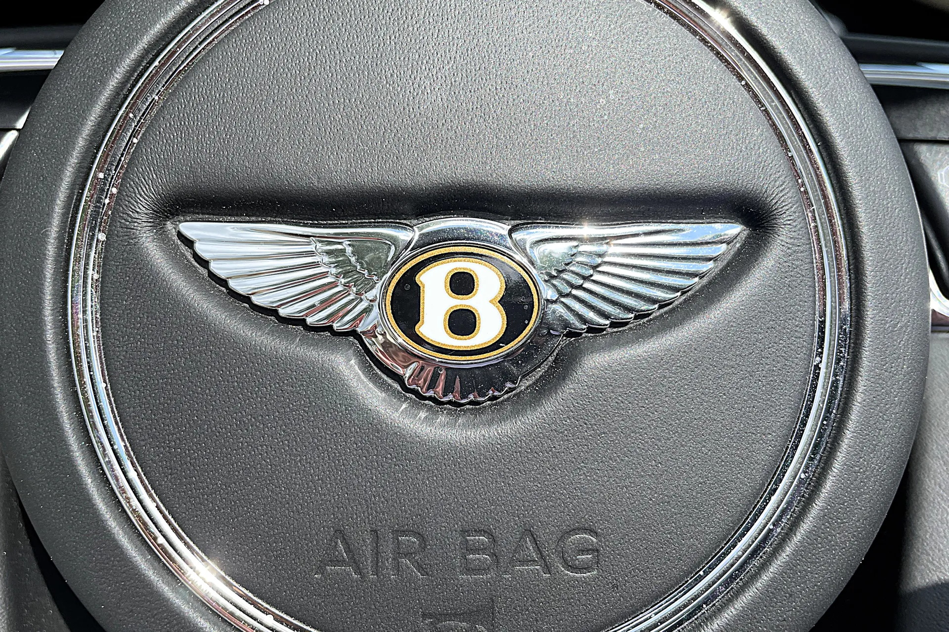 Bentley CONTINENTAL GTC thumbnail image number 54