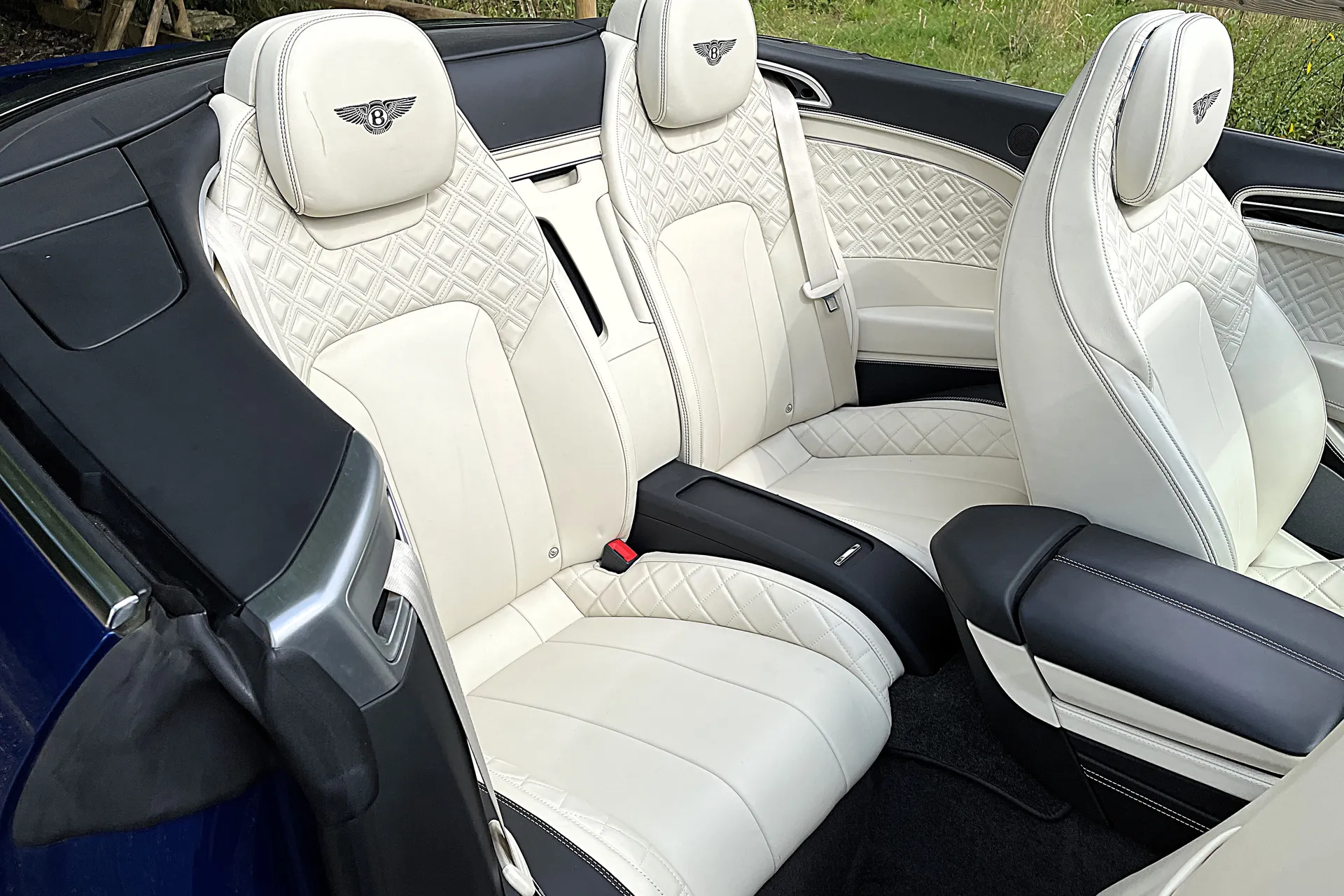 Bentley CONTINENTAL GTC thumbnail image number 41