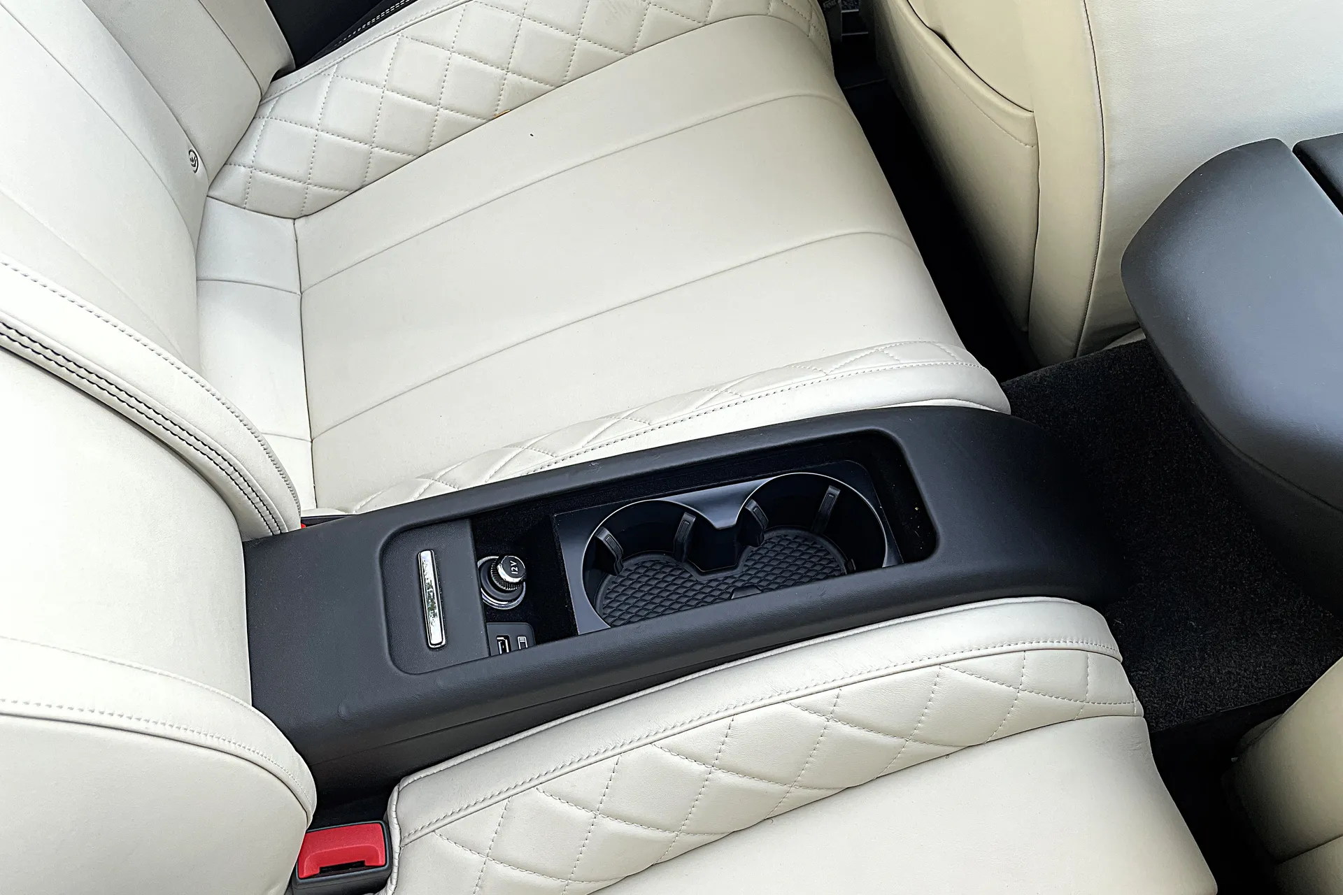 Bentley CONTINENTAL GTC thumbnail image number 44