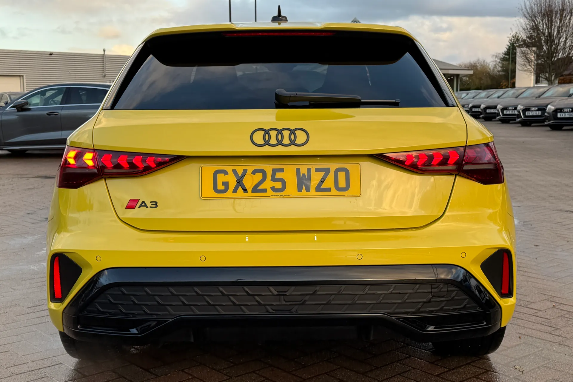 Audi A3 thumbnail image number 32