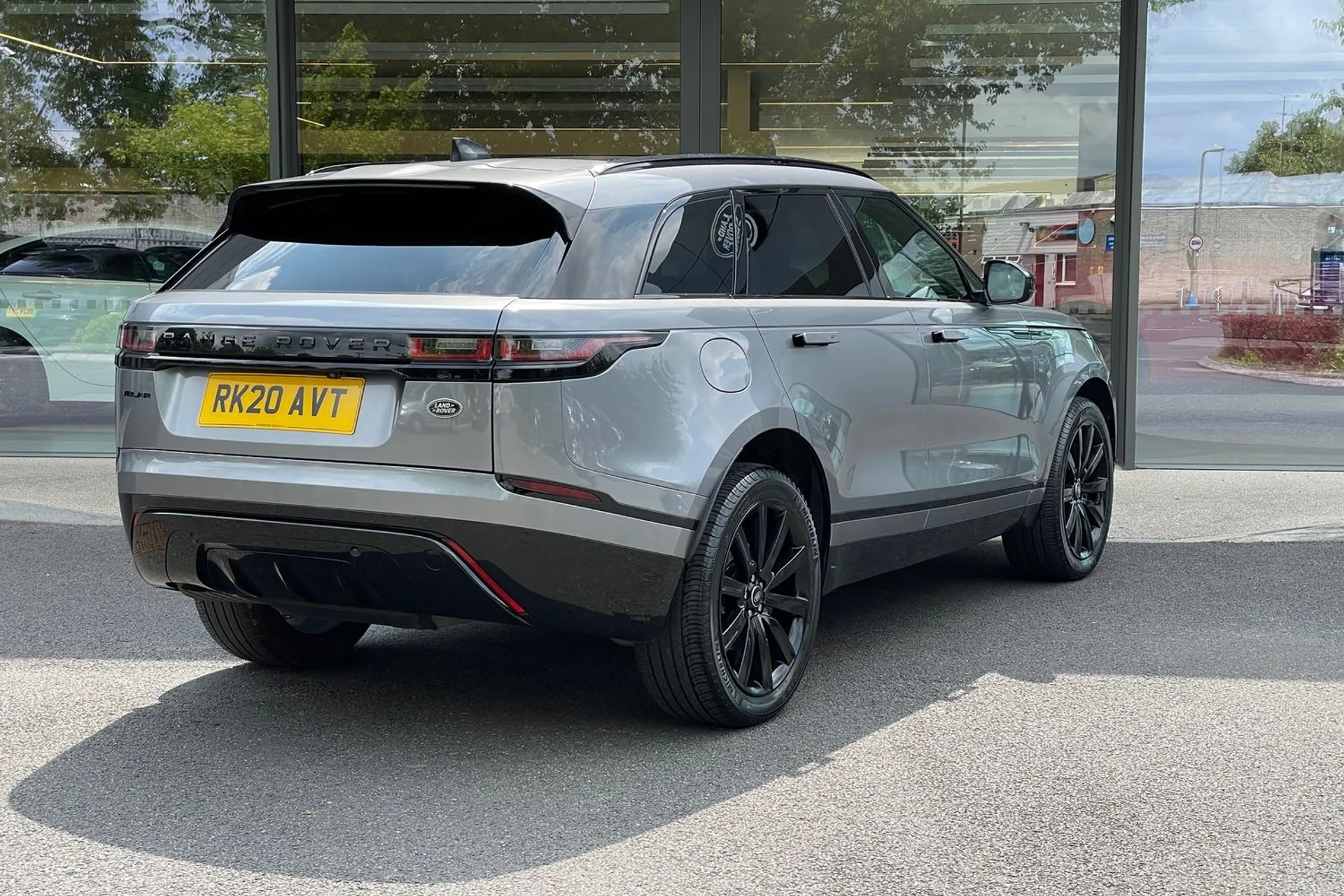 LAND ROVER RANGE ROVER VELAR thumbnail image number 7