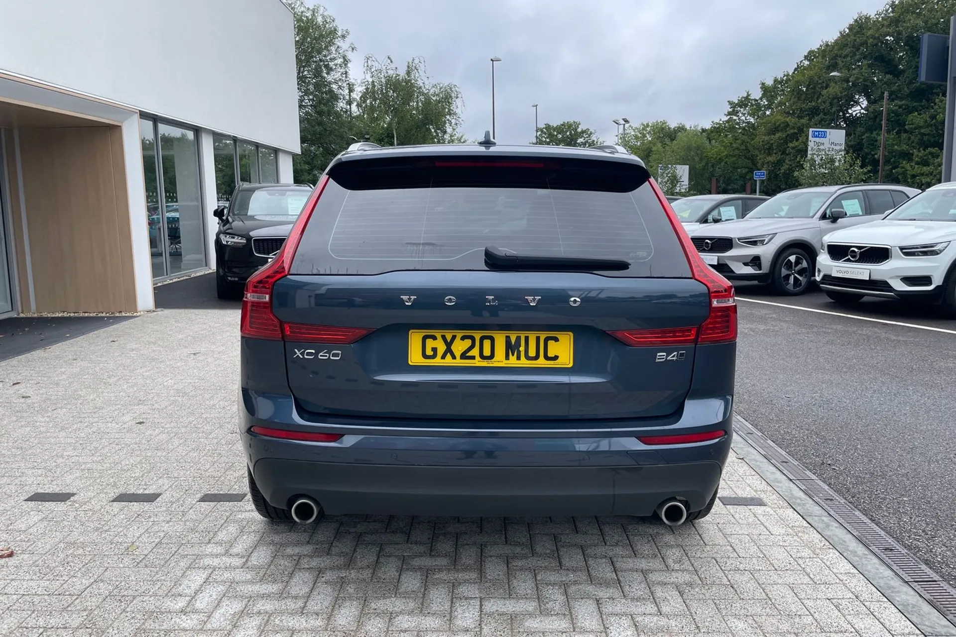 Volvo XC60 thumbnail image number 7