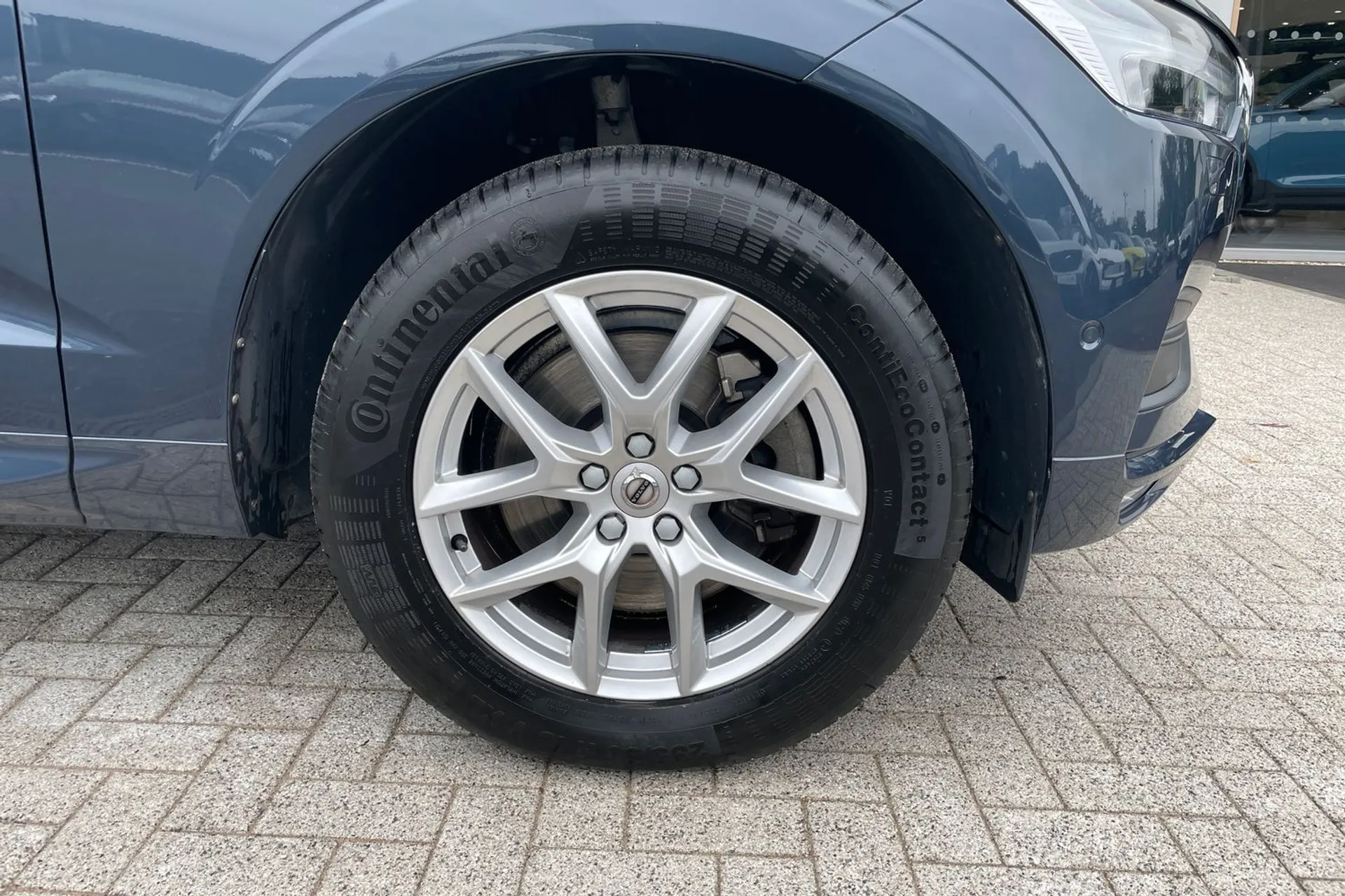 Volvo XC60 thumbnail image number 12