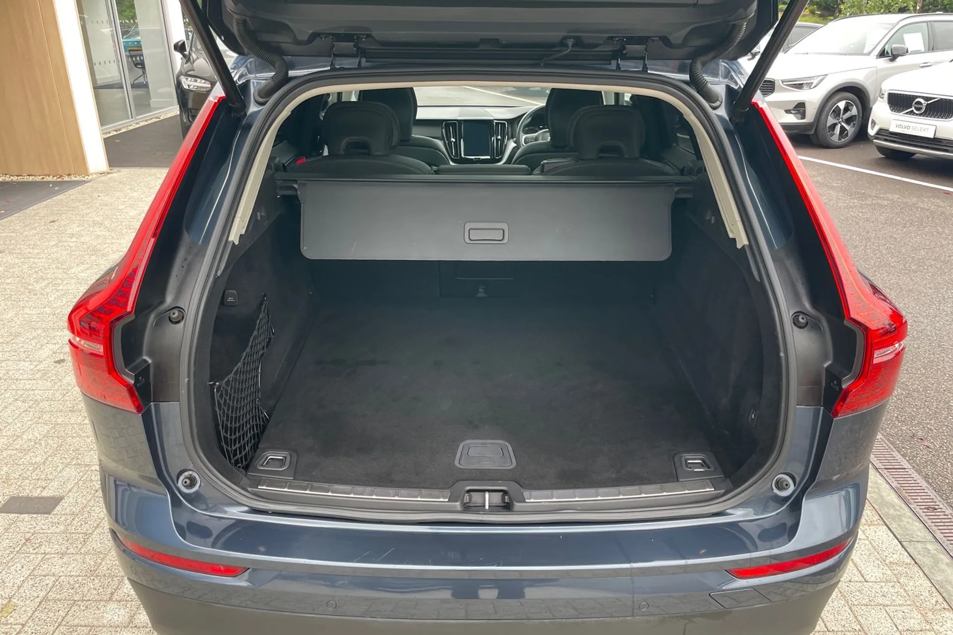 Volvo XC60 thumbnail image number 18