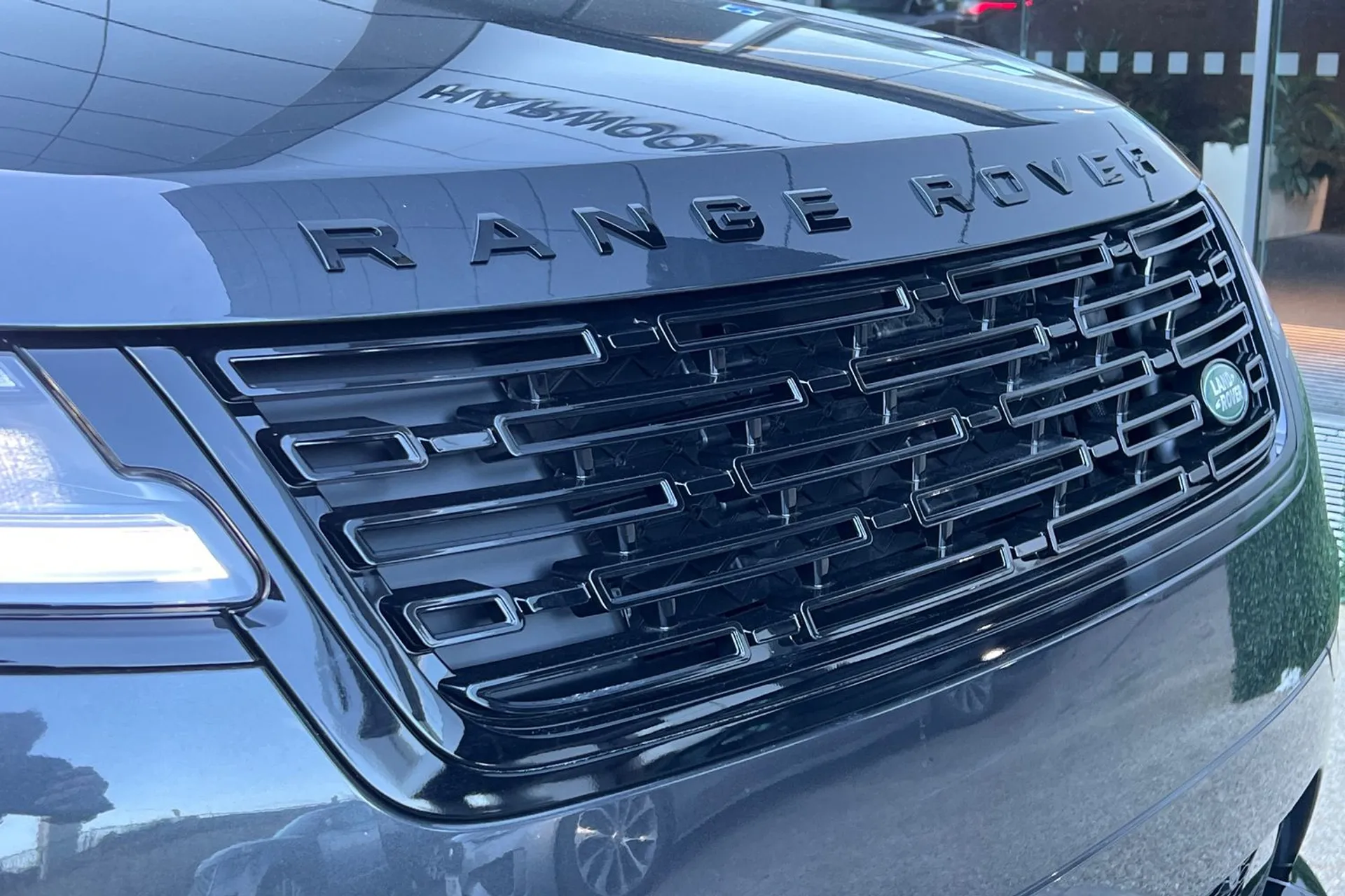 LAND ROVER RANGE ROVER VELAR thumbnail image number 67