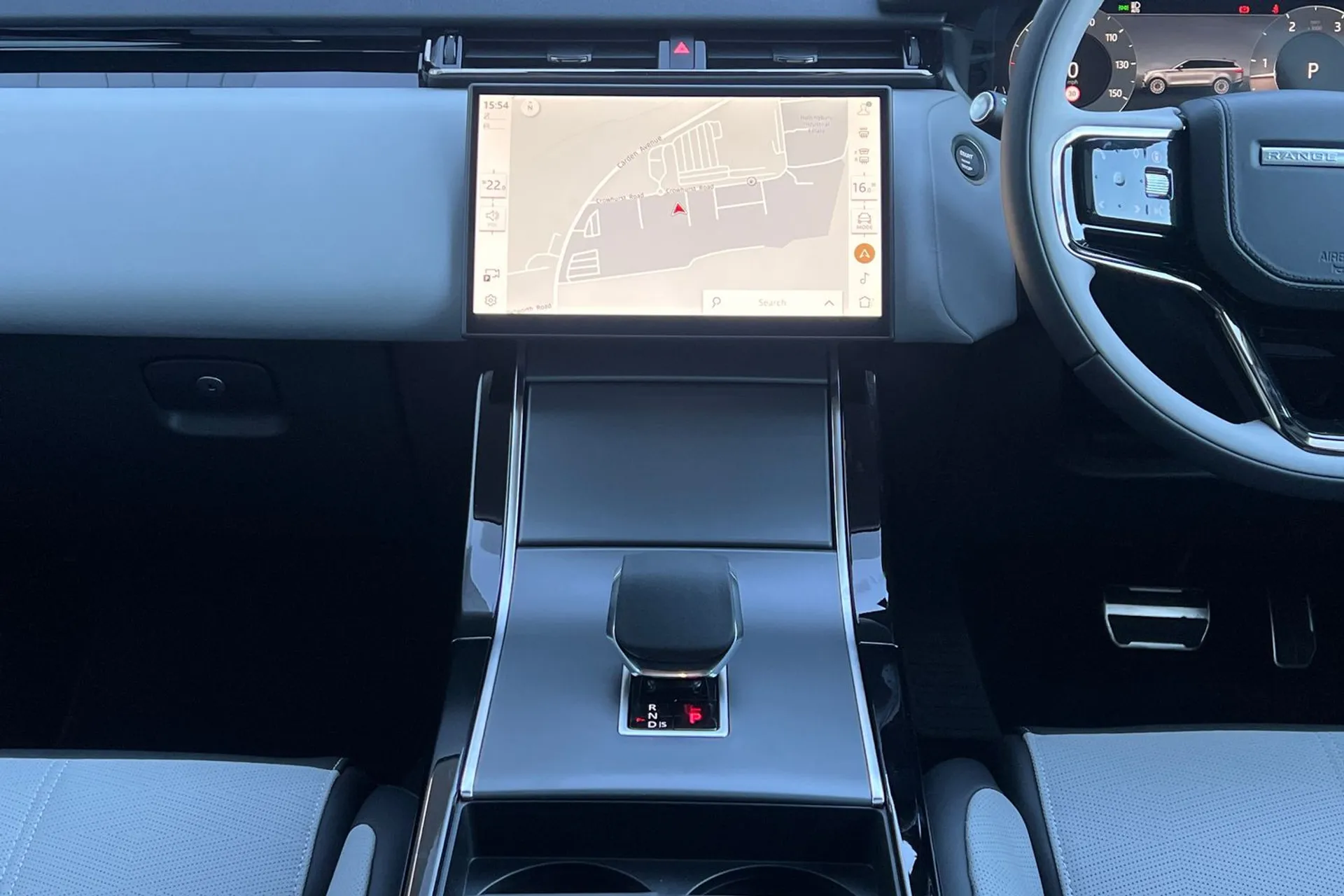LAND ROVER RANGE ROVER VELAR thumbnail image number 53