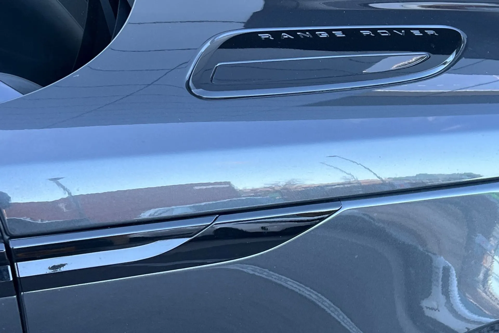 LAND ROVER RANGE ROVER VELAR thumbnail image number 65