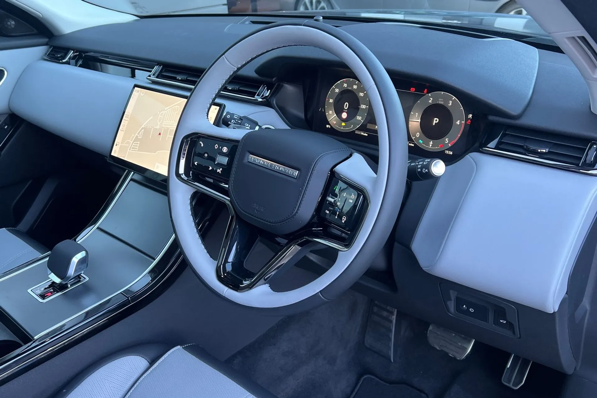 LAND ROVER RANGE ROVER VELAR thumbnail image number 20