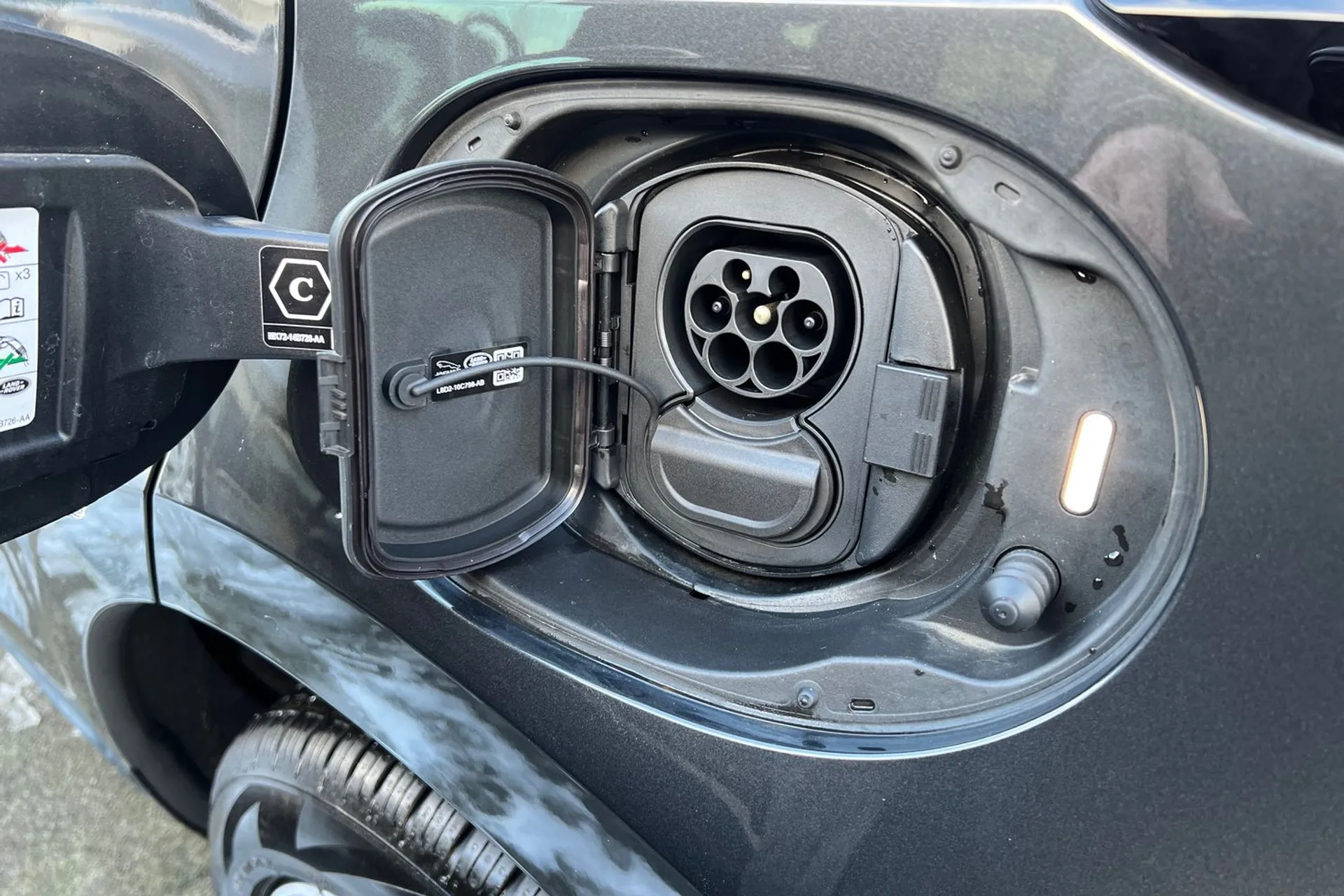 LAND ROVER RANGE ROVER EVOQUE thumbnail image number 6