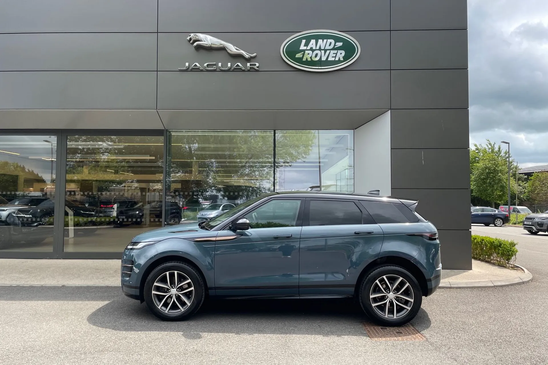 LAND ROVER RANGE ROVER EVOQUE thumbnail image number 25