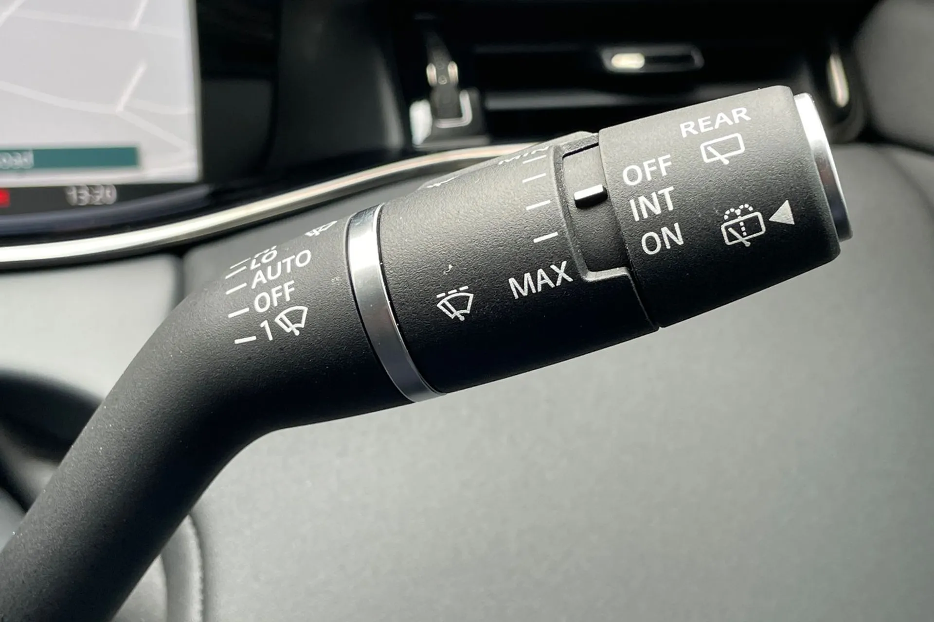 LAND ROVER RANGE ROVER EVOQUE thumbnail image number 58