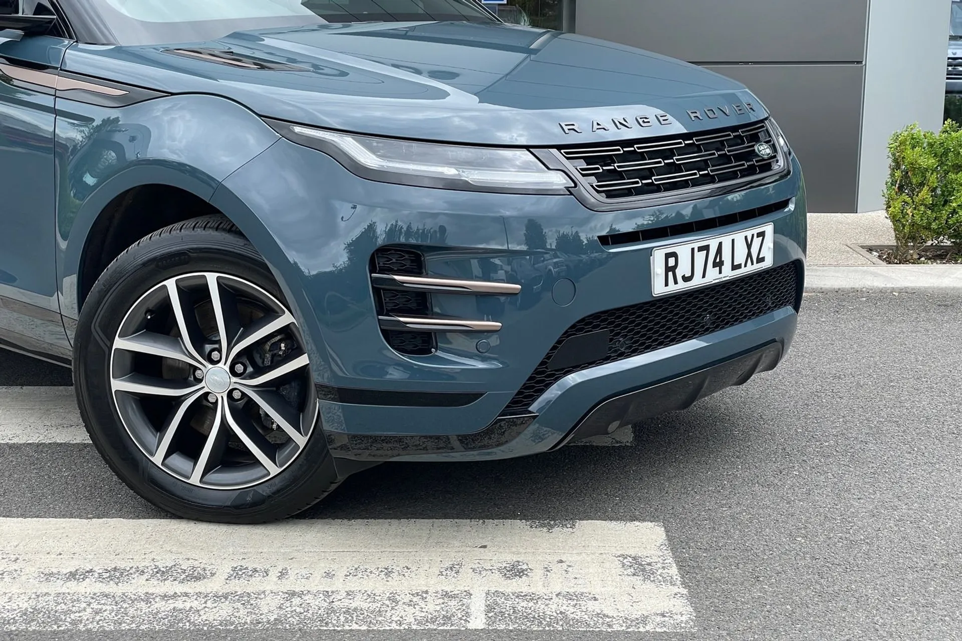 LAND ROVER RANGE ROVER EVOQUE thumbnail image number 29