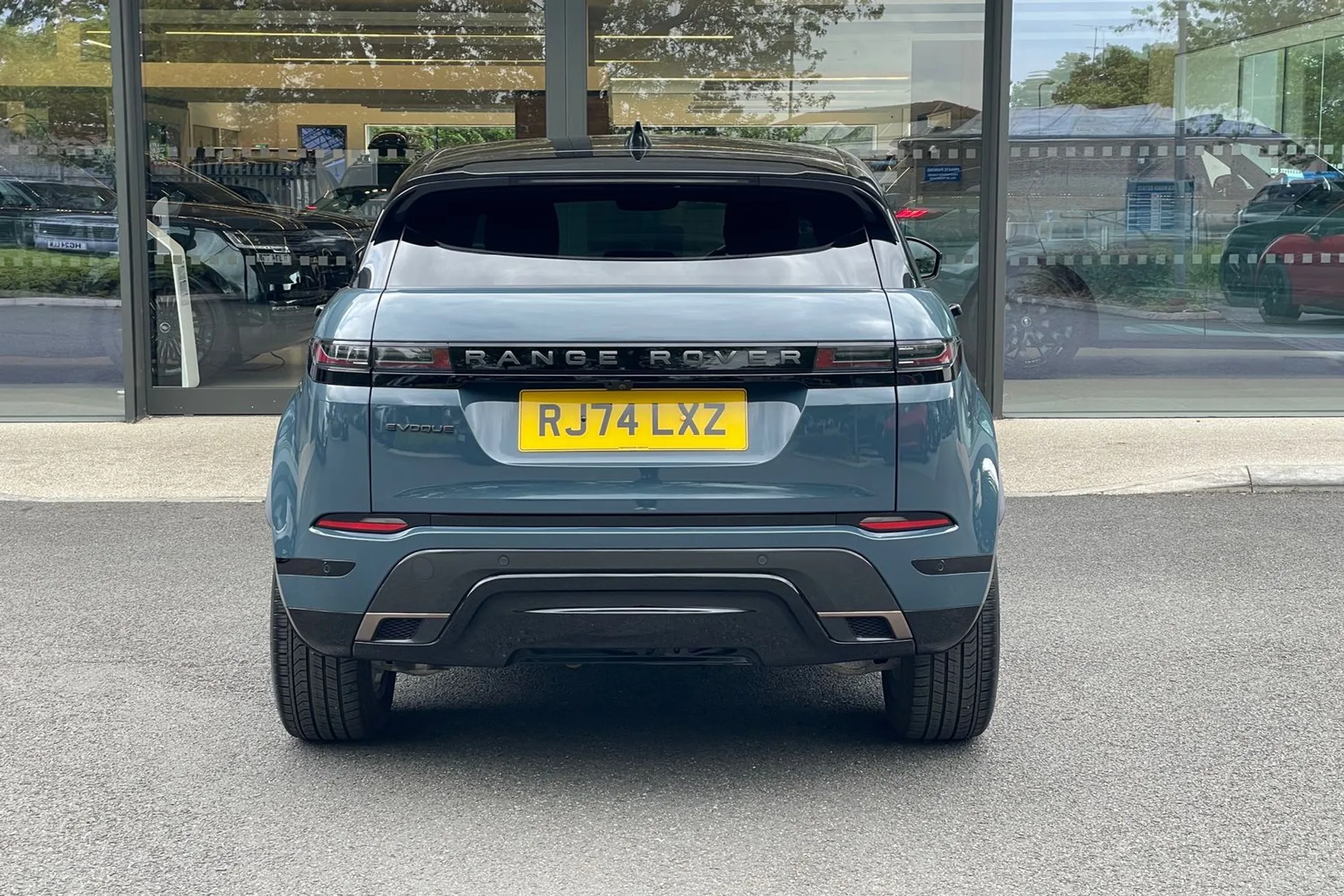 LAND ROVER RANGE ROVER EVOQUE thumbnail image number 8