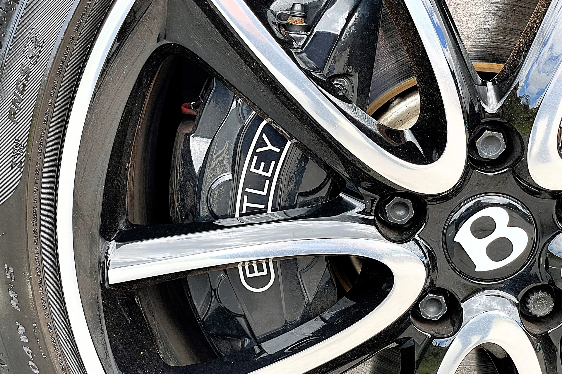 Bentley CONTINENTAL GT thumbnail image number 15