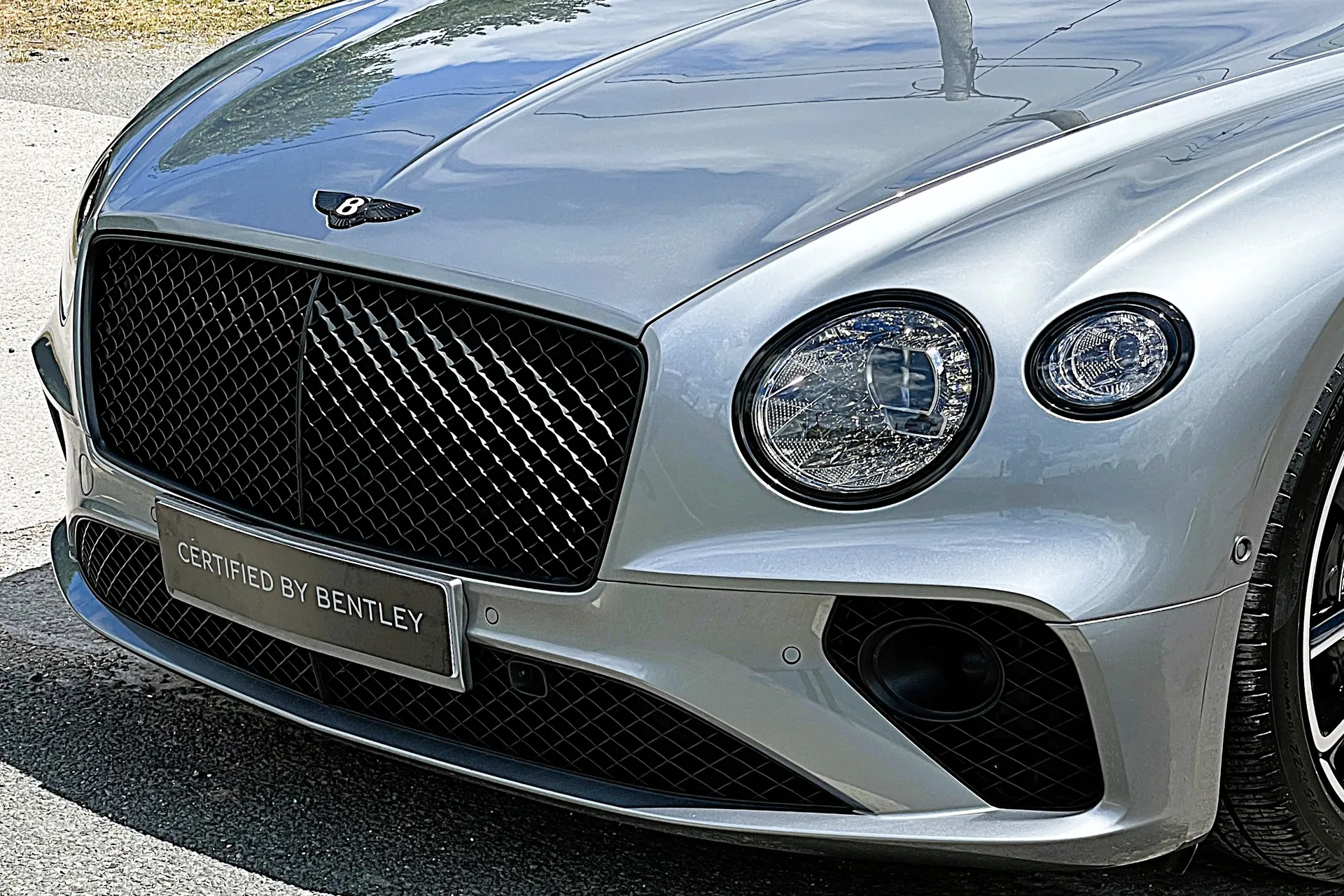 Bentley CONTINENTAL GT thumbnail image number 5
