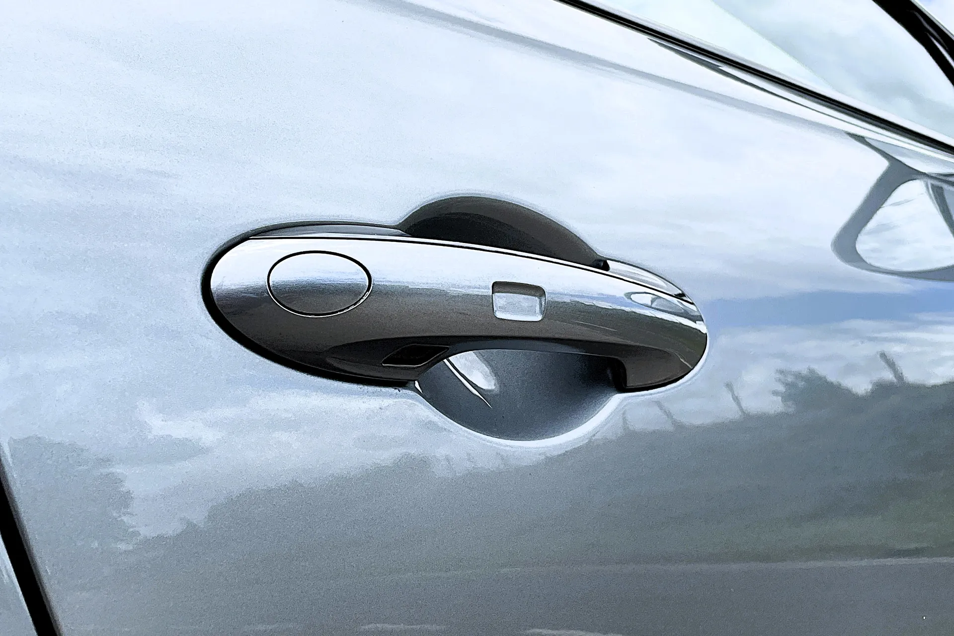 Bentley CONTINENTAL GT thumbnail image number 31