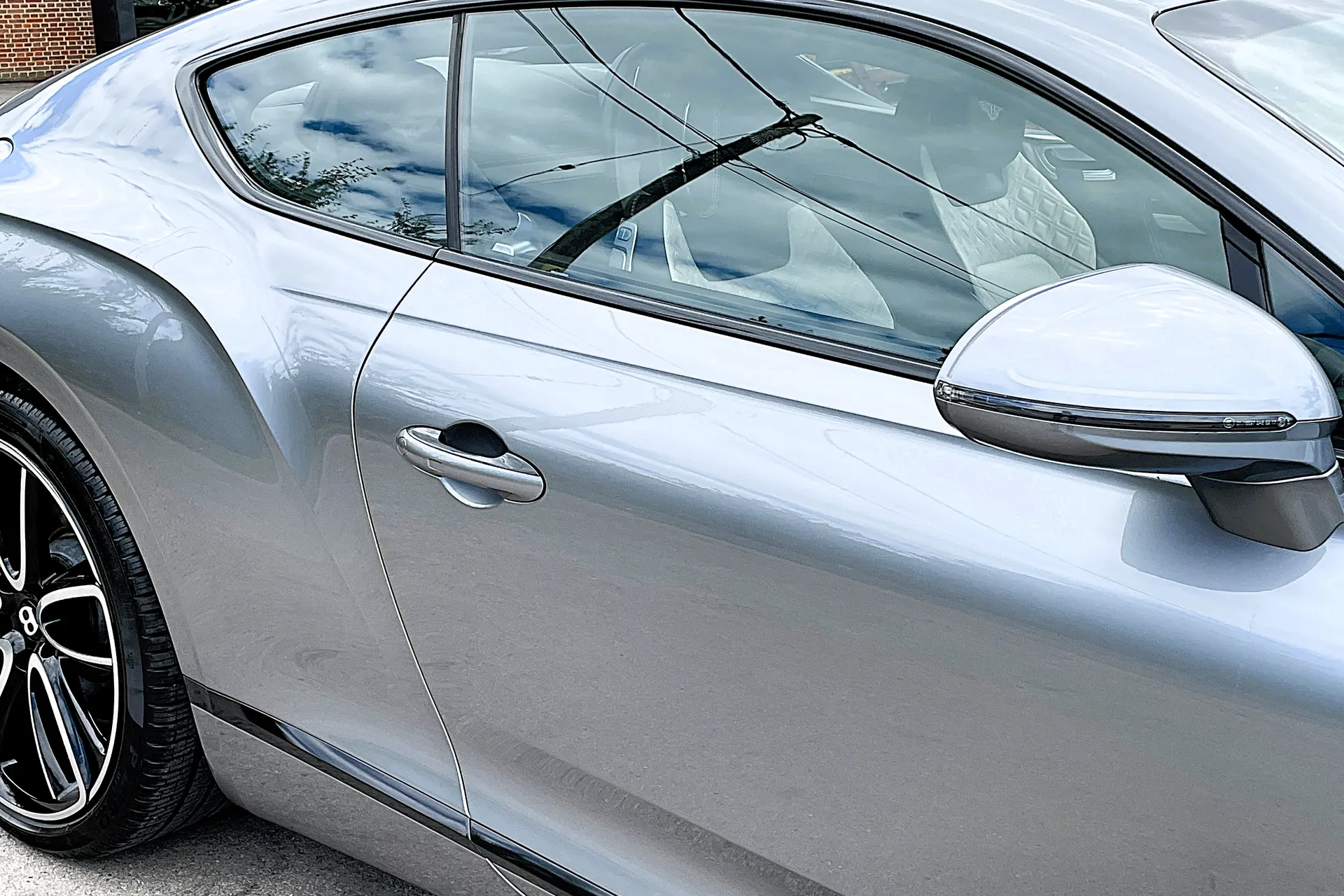 Bentley CONTINENTAL GT thumbnail image number 46