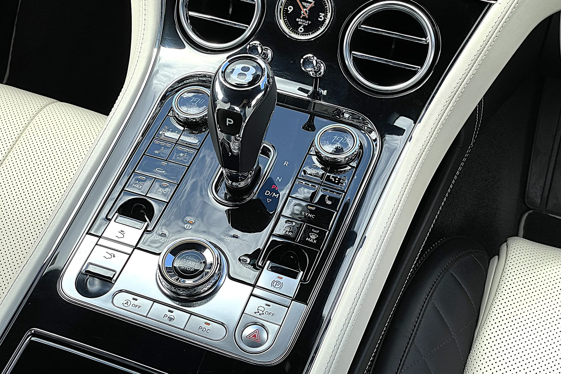 Bentley CONTINENTAL GT thumbnail image number 9