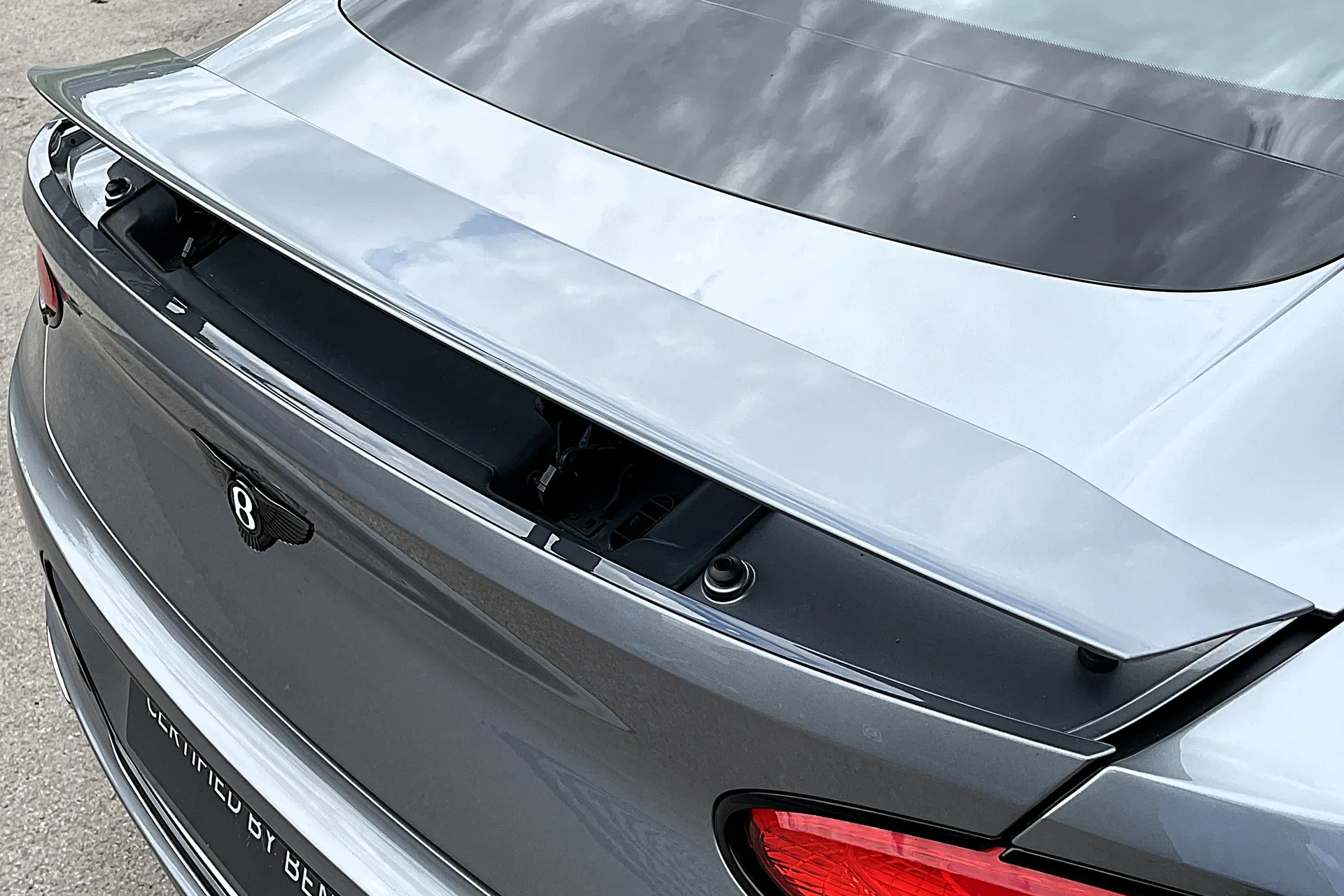 Bentley CONTINENTAL GT thumbnail image number 17