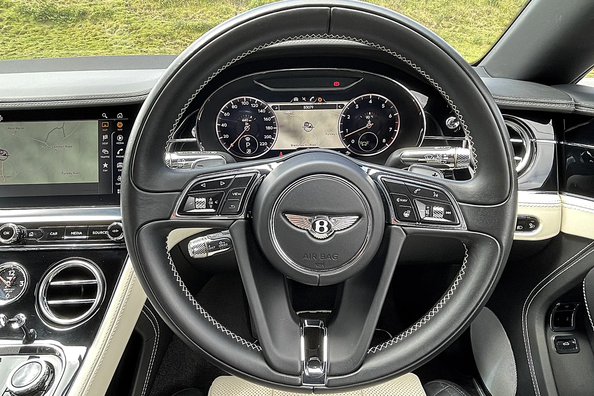 Bentley CONTINENTAL GT thumbnail image number 51